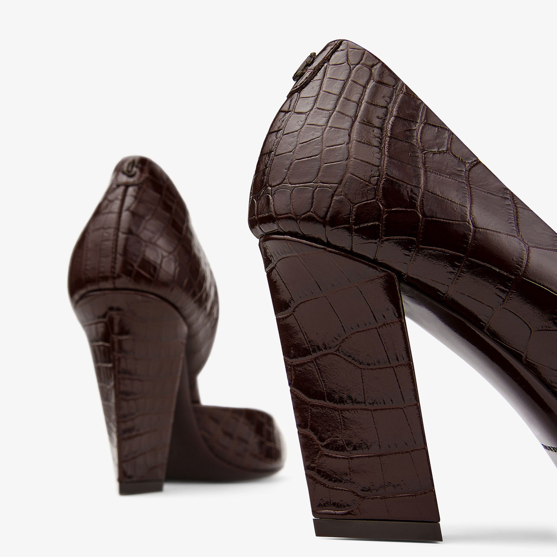Farren 85
Chocolate Croc Embossed Leather - 4