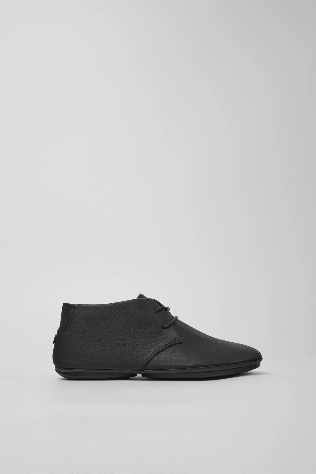 Right Nina Black Leather Ankle Boots for Women. - 1