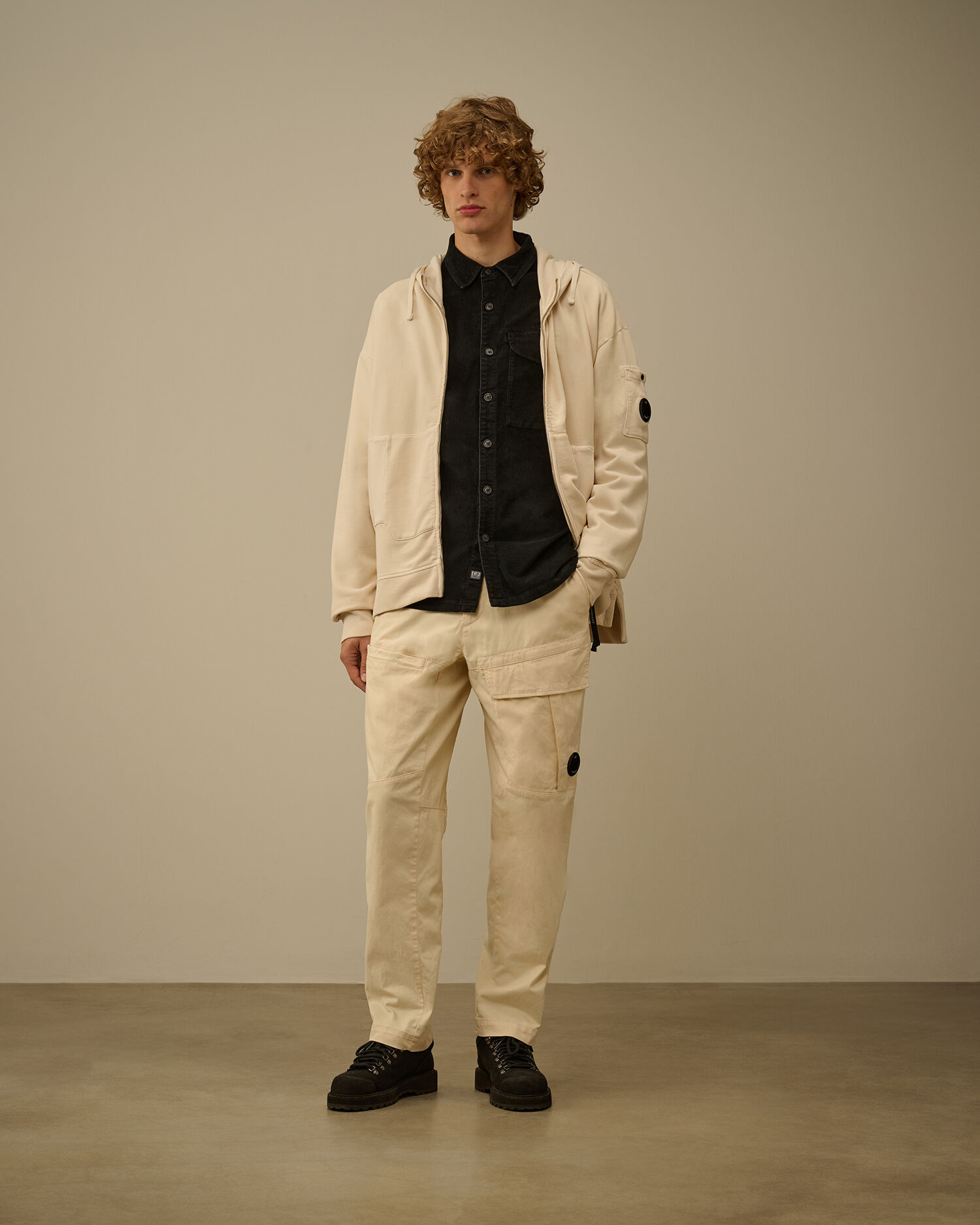 Corduroy Lens Longsleeve Button Shirt - 2