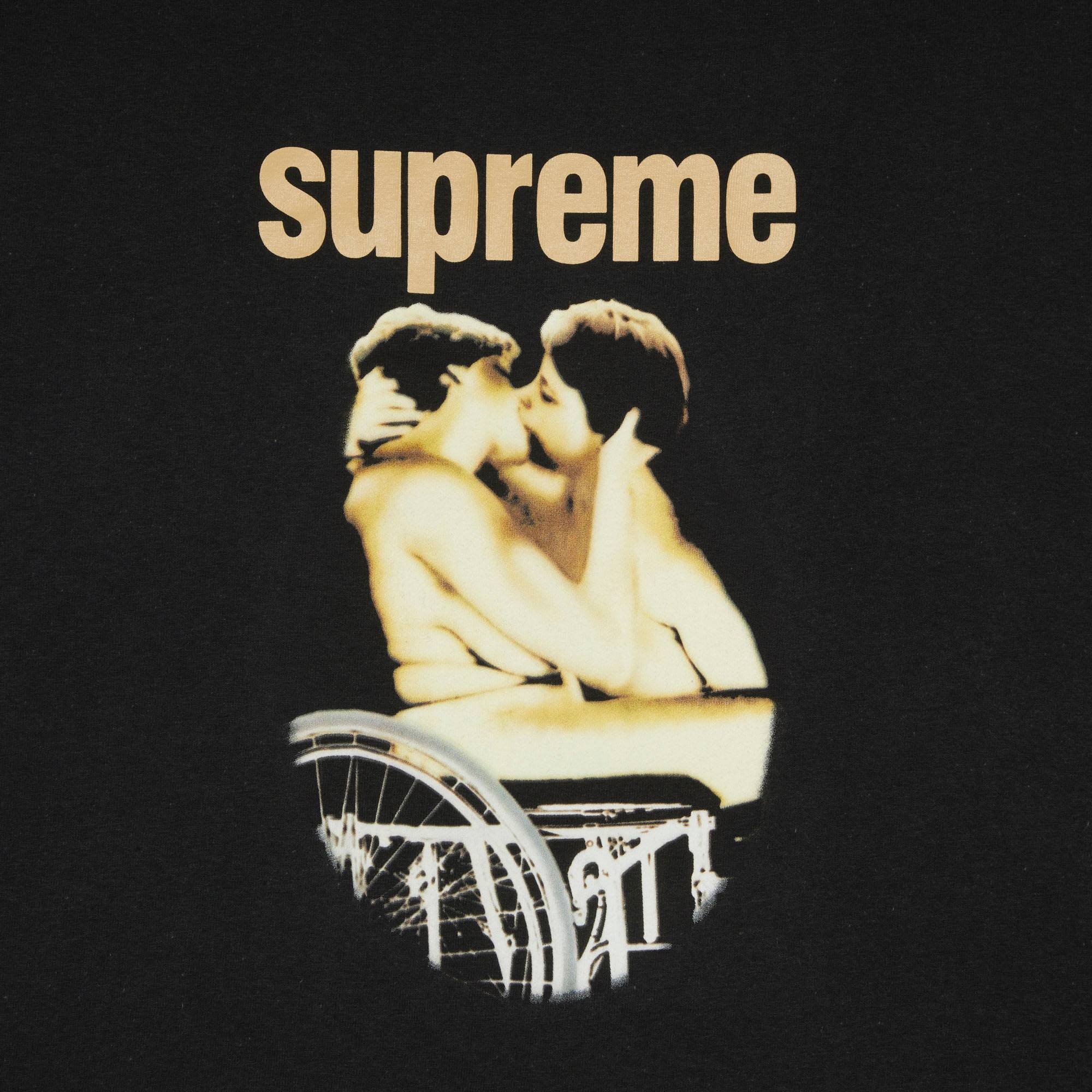 Supreme Kiss Tee 'Black' - 2