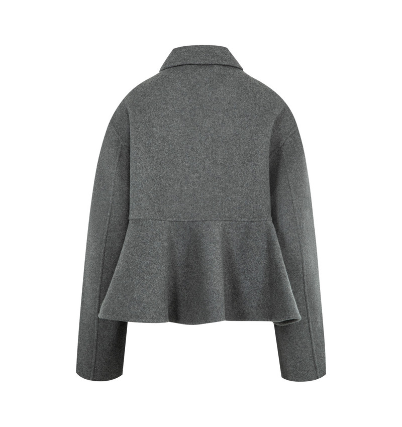 extreme cashmere QUEEN COAT outlook