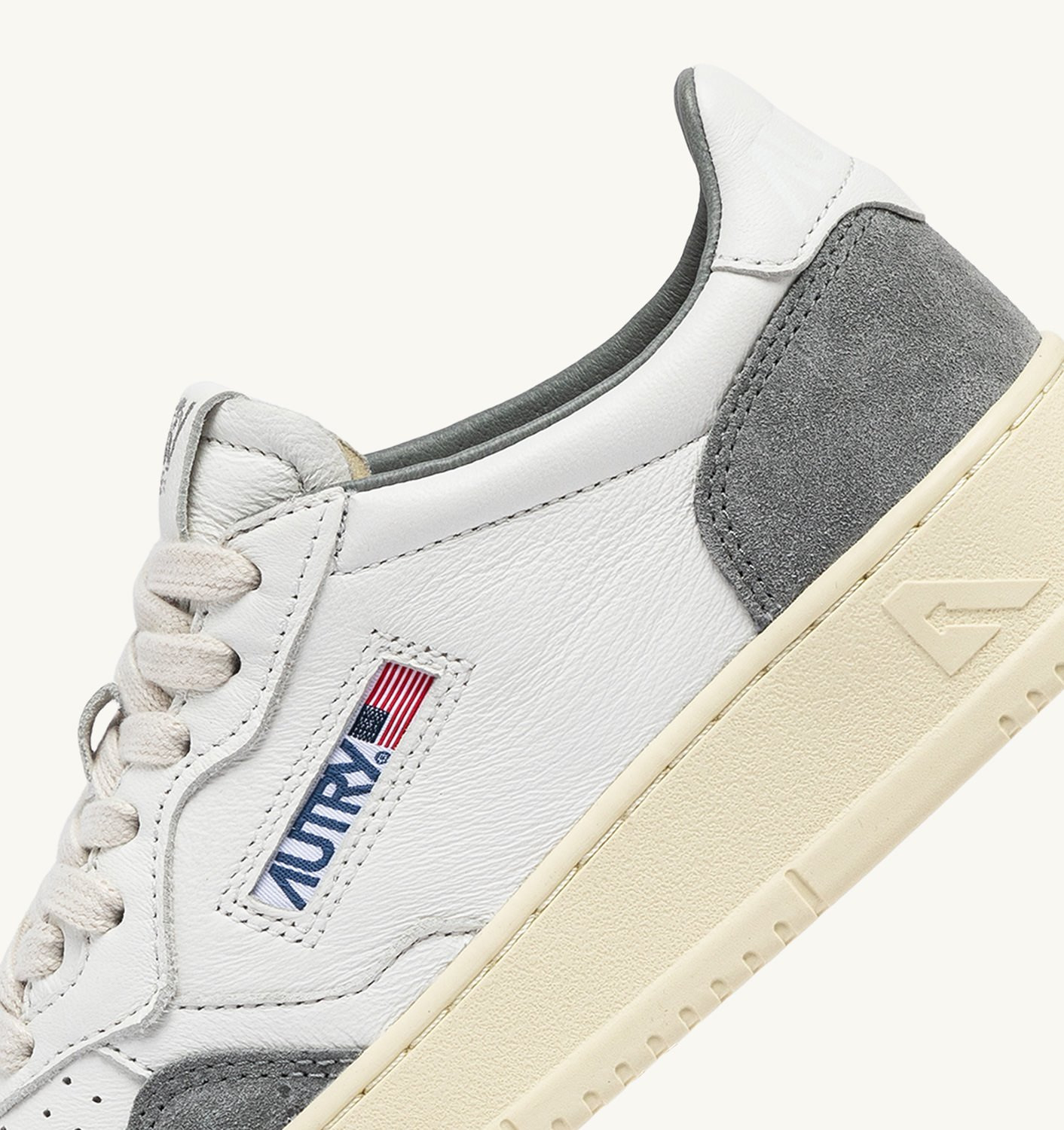 MEDALIST LOW SNEAKERS IN WHITE AND GRAY LEATHER AND SUEDE - 6