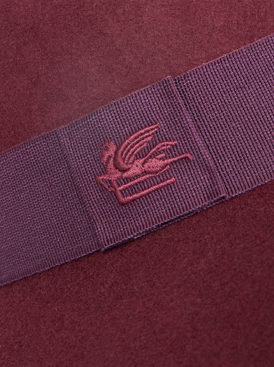 WOOL HAT WITH EMBROIDERED PEGASO LOGO - 2