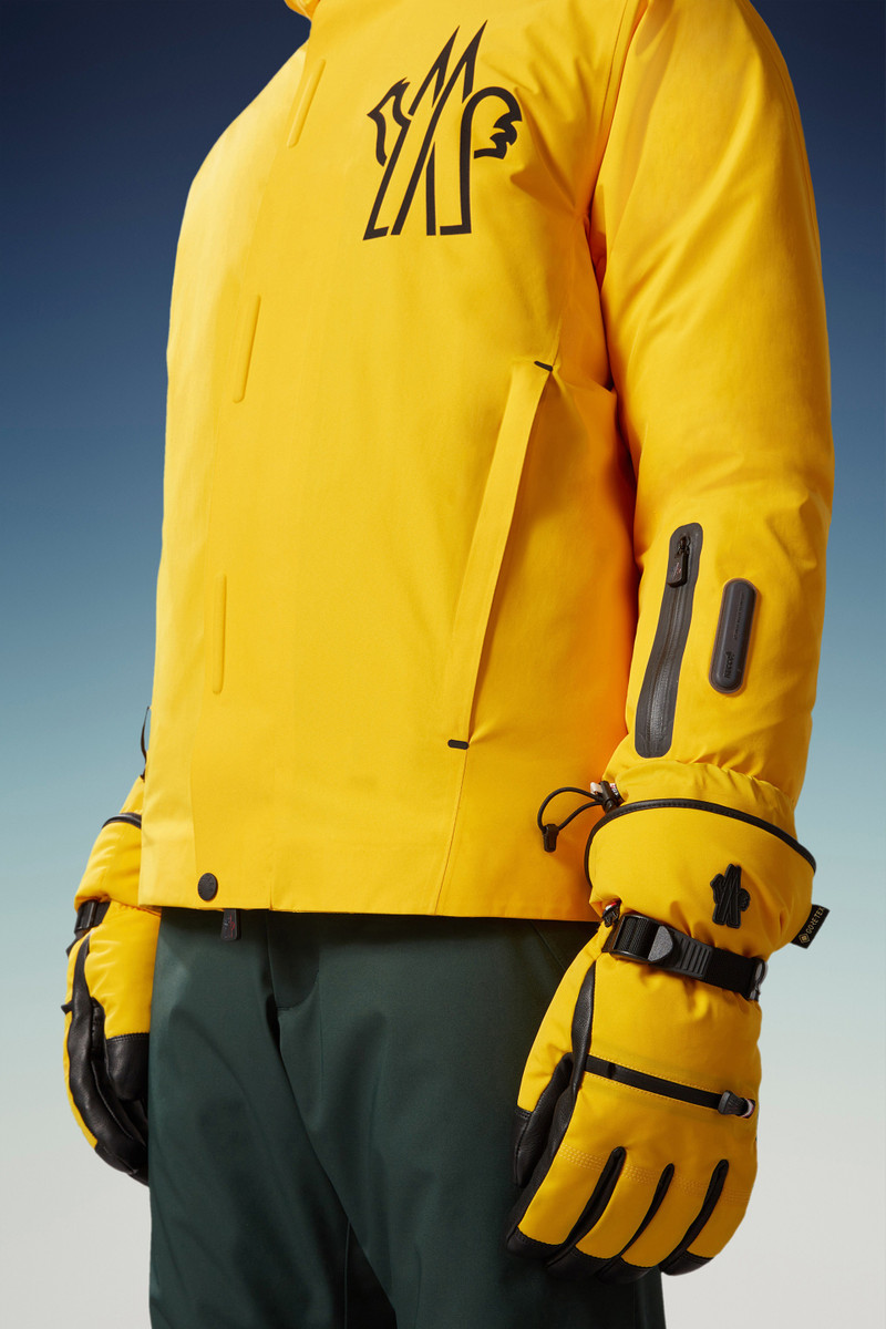 Moncler Padded Gloves outlook