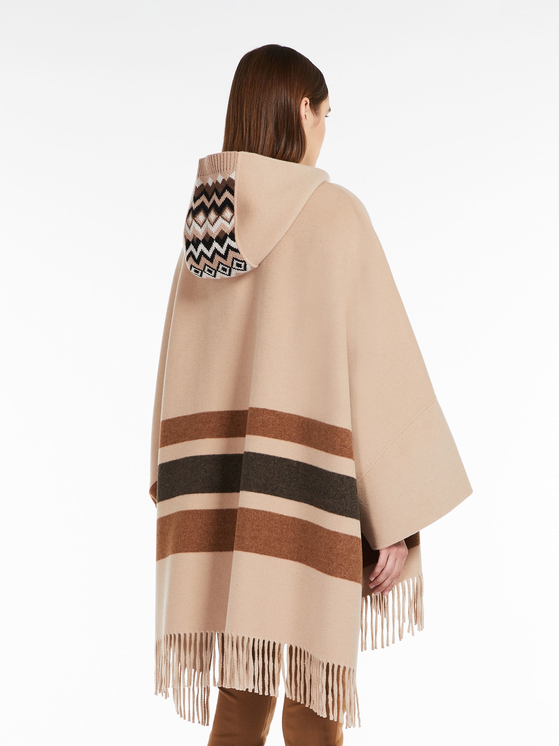 XIRIA Wool cape - 4