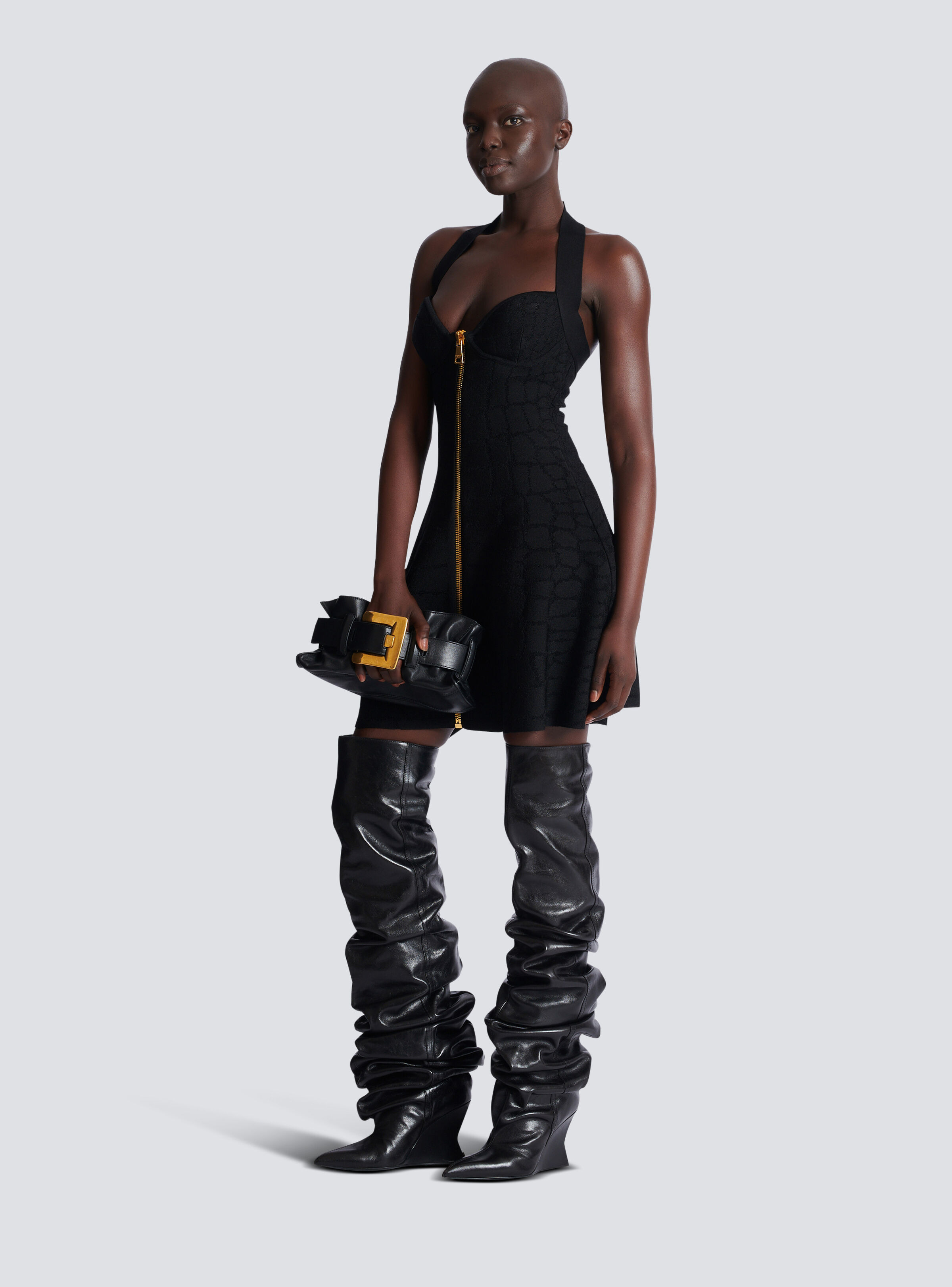 Flared halterneck dress in crocodile knit - 2