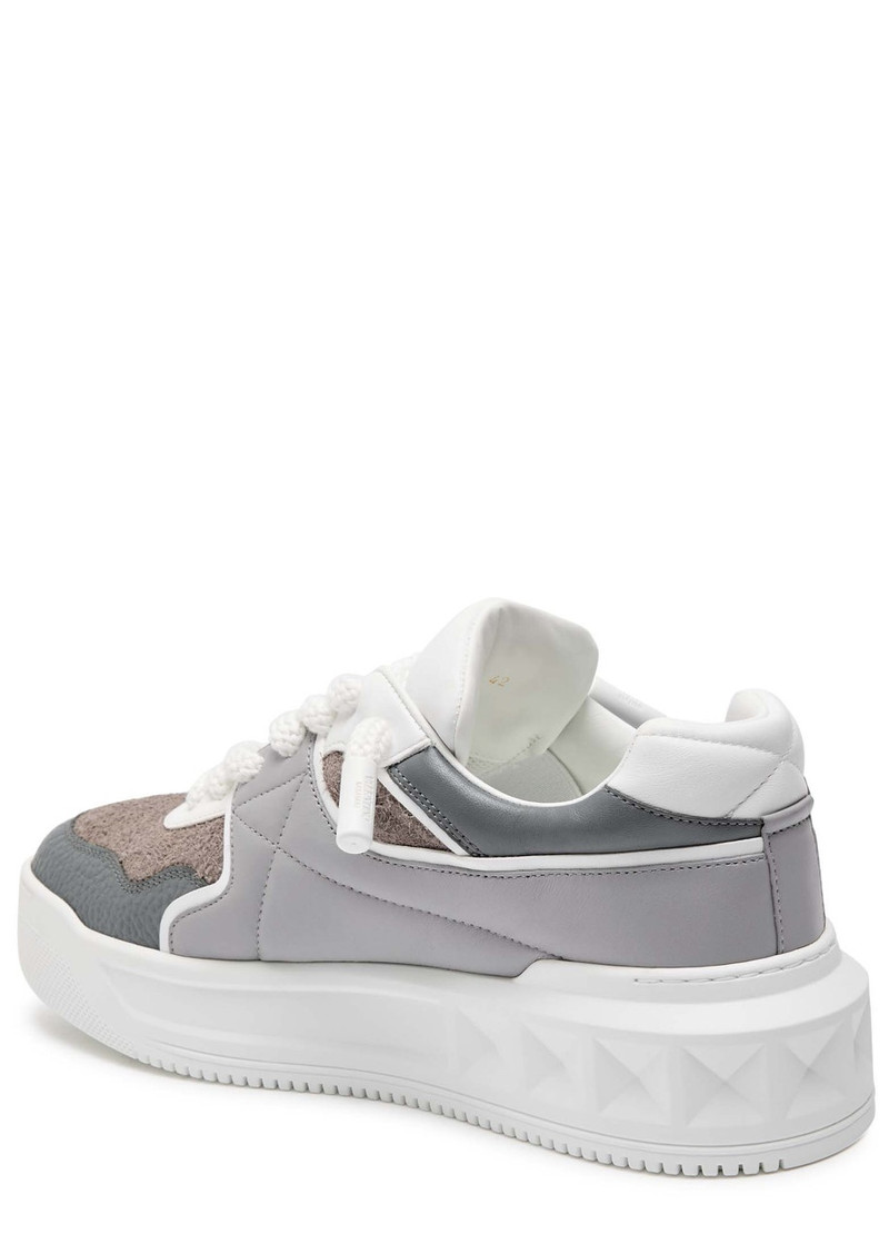 Valentino Valentino One Stud Panelled Leather Sneakers outlook