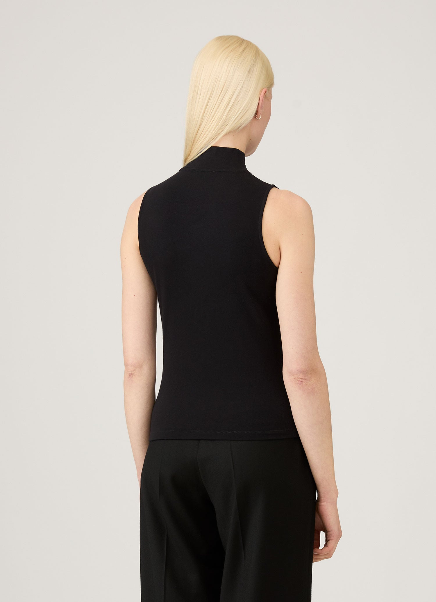 Sleeveless High Neck Top - 3