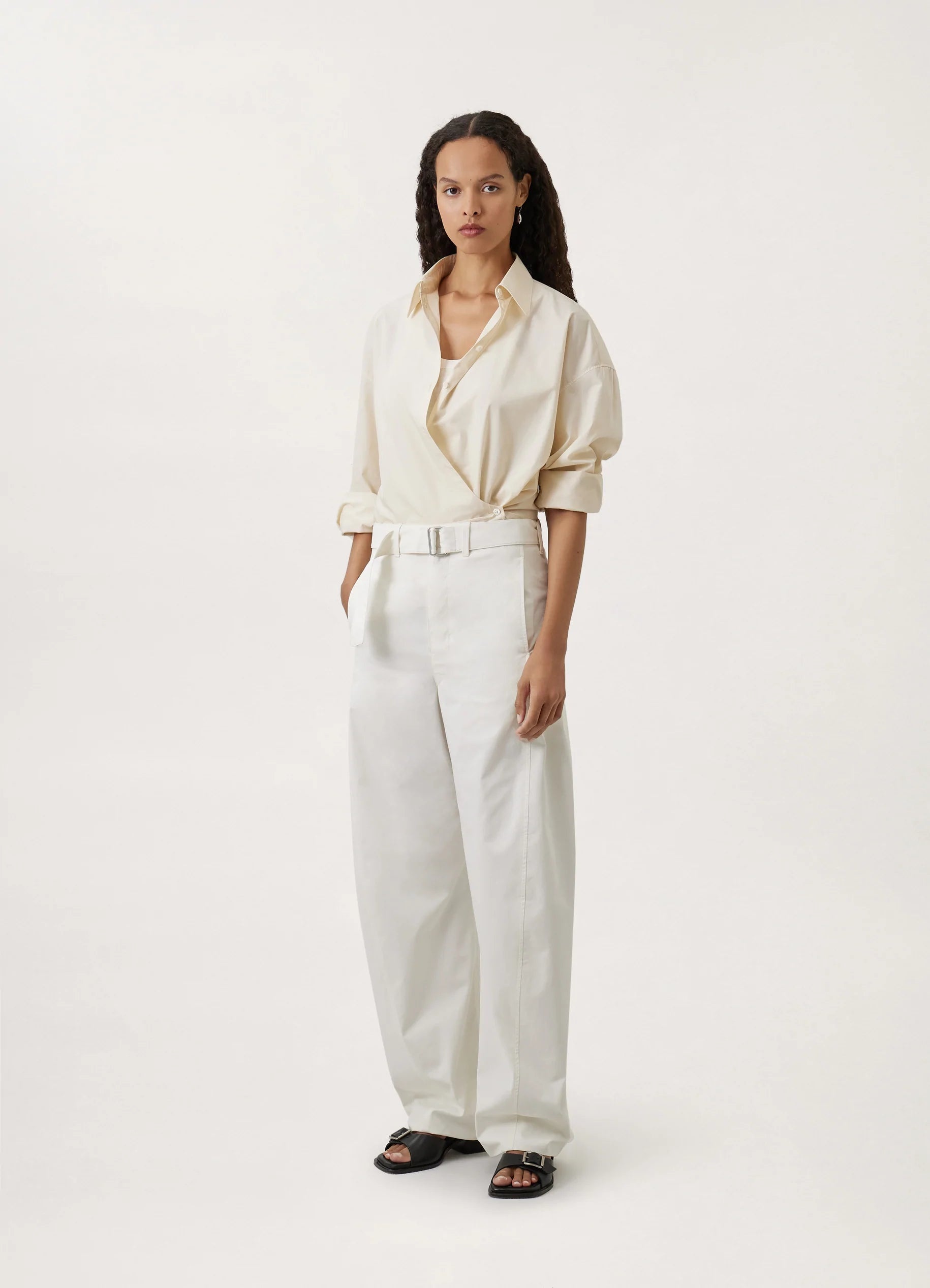 LIGHT BELTED TWISTED PANTS
COTTON TWILL - 4