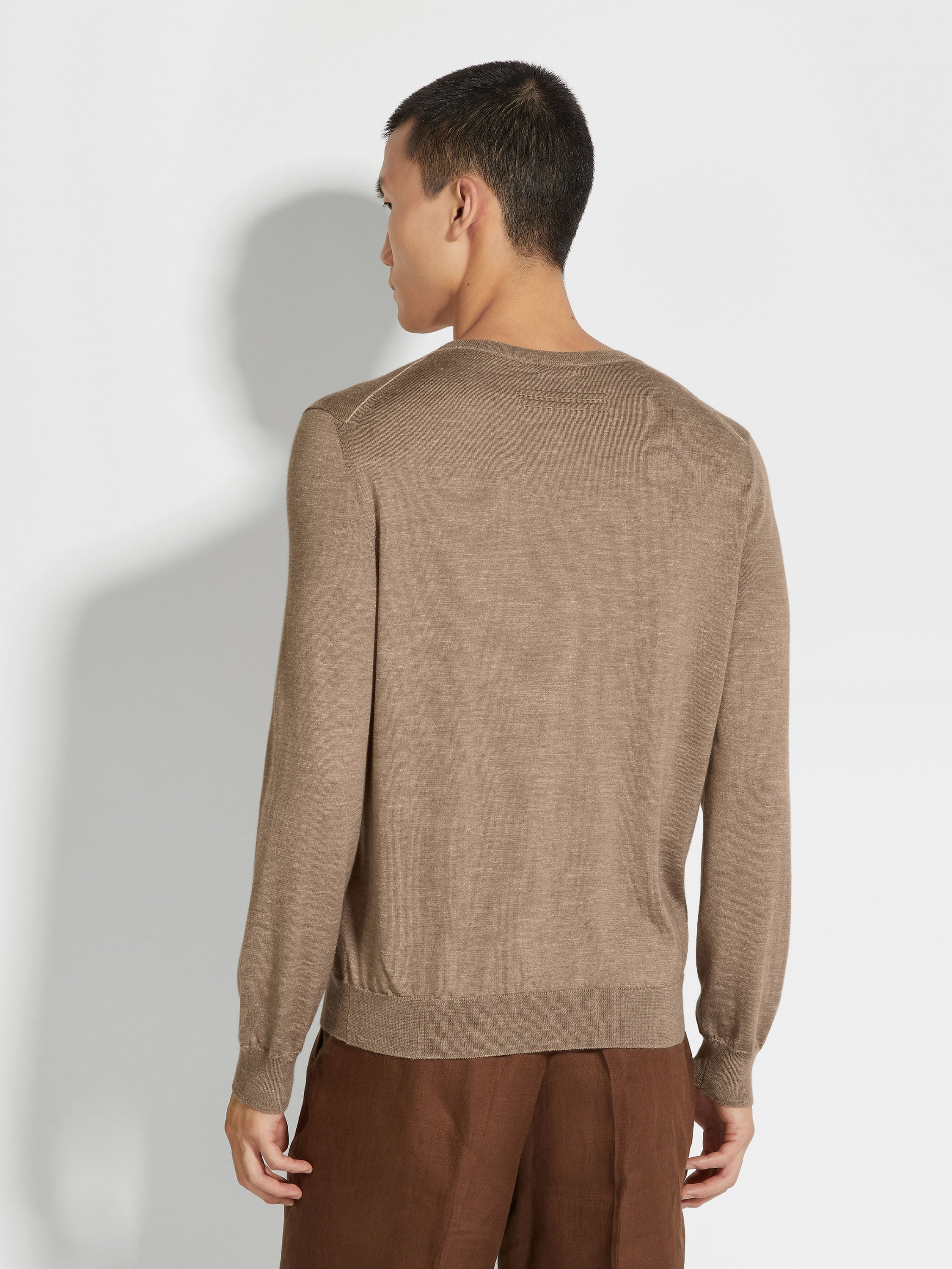 LIGHT BROWN MÉLANGE SILK CASHMERE AND LINEN CREWNECK - 5