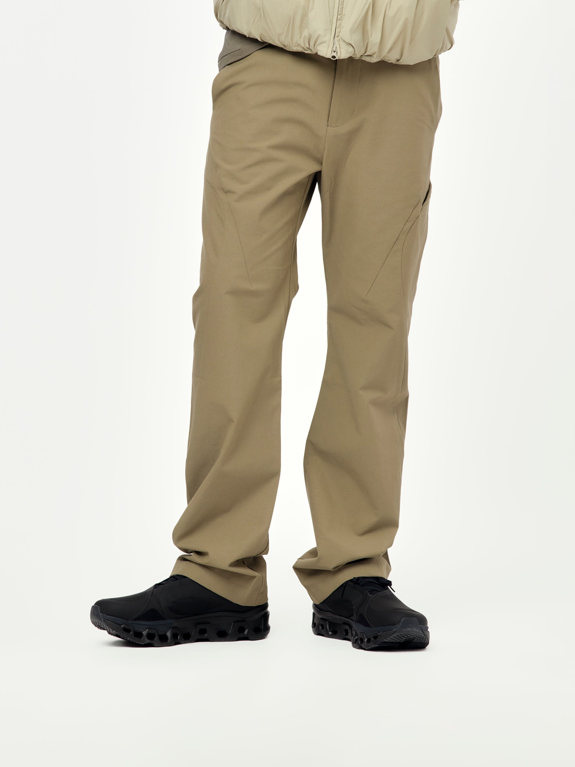 7.0 TECHNICAL PANTS RIGHT (OLIVE) - 1
