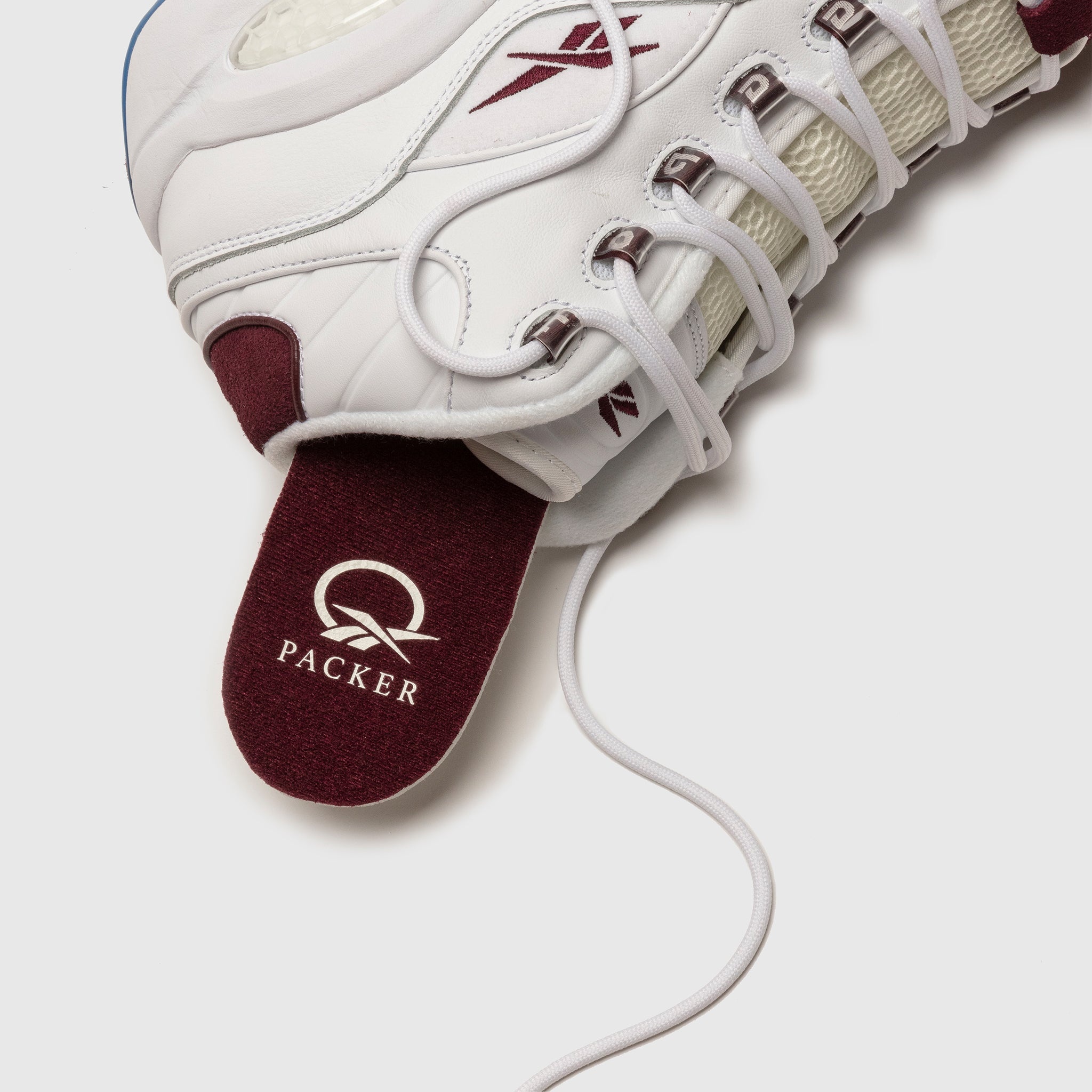 PACKER X REEBOK QUESTION MID - 11