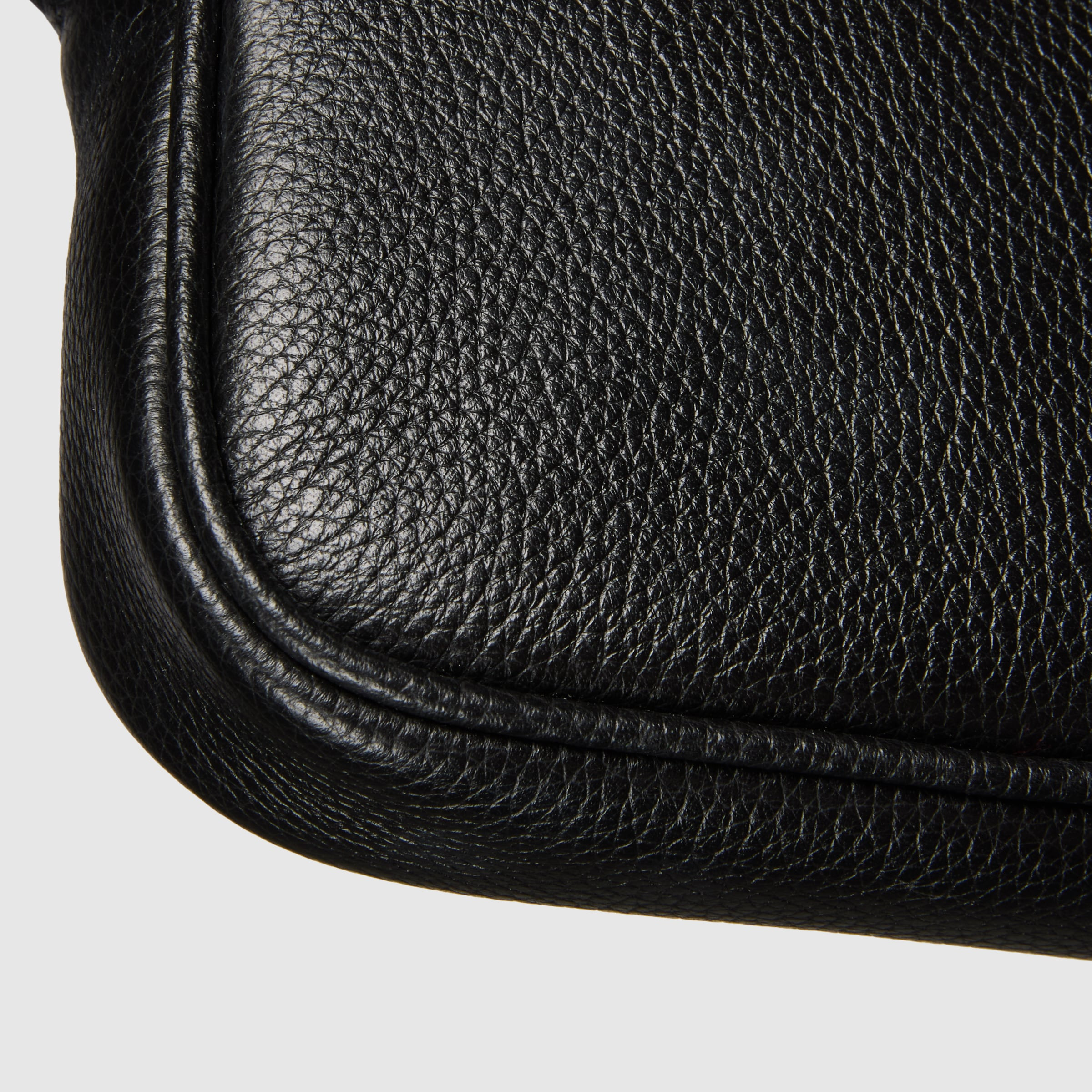 GG Marmont mini camera bag - 9