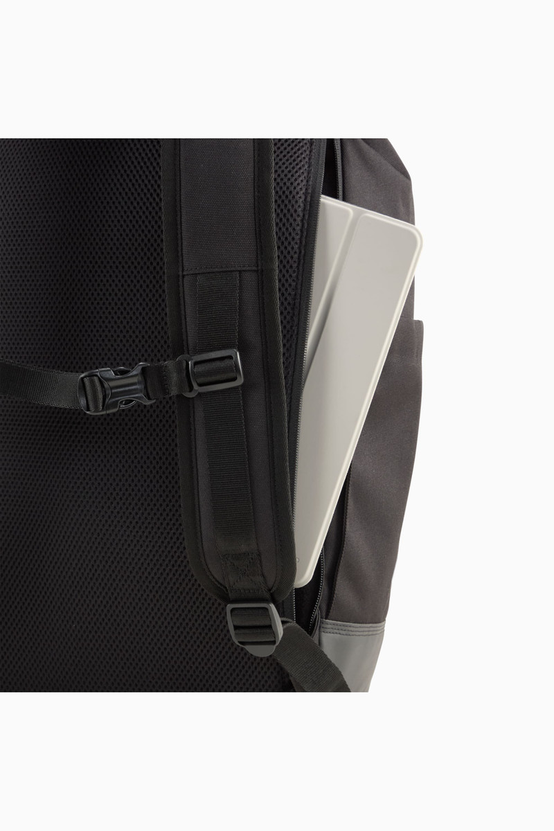 SELECT Essentials 26L Hooded Backpack 4