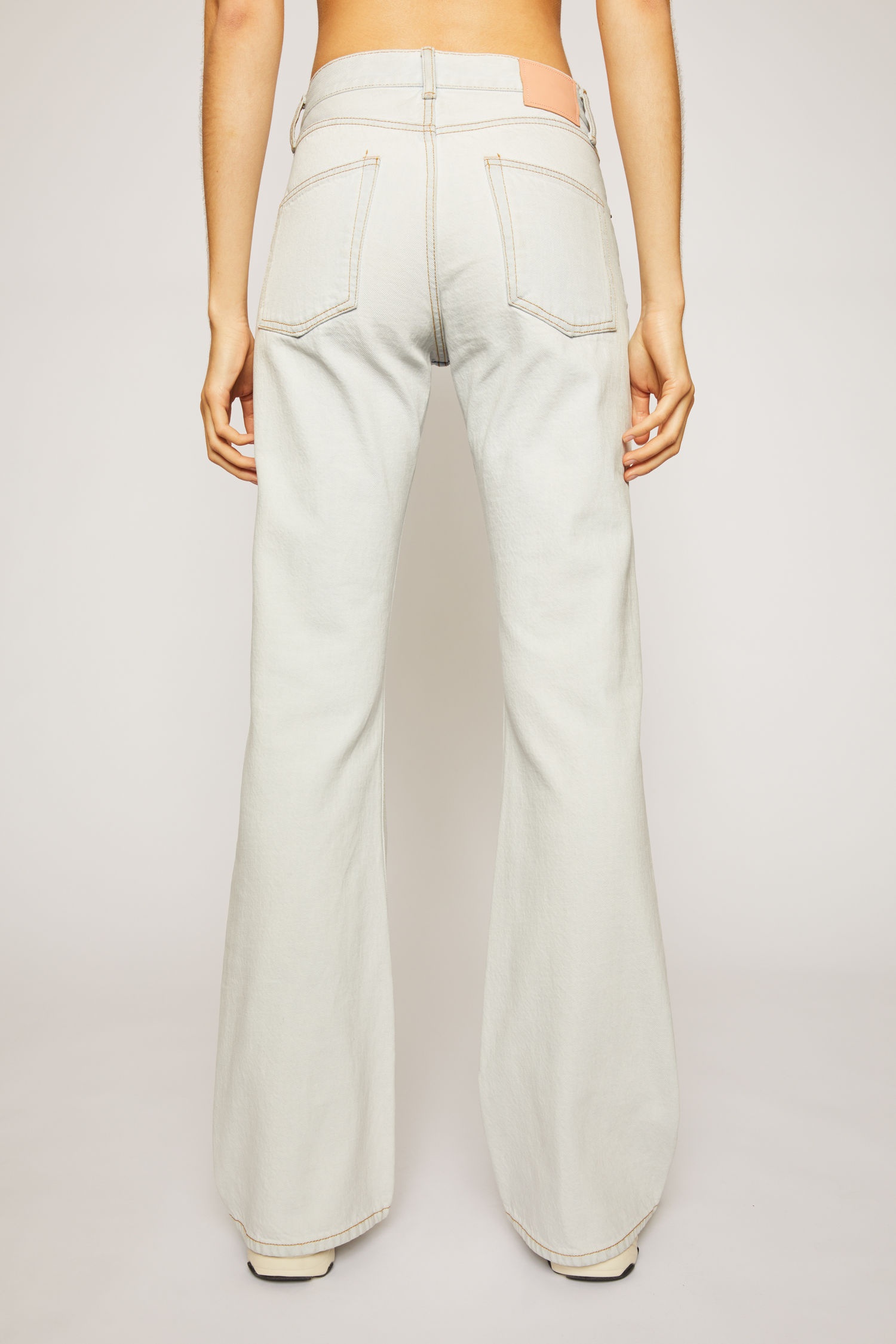 Relaxed bootcut jeans pale blue - 5