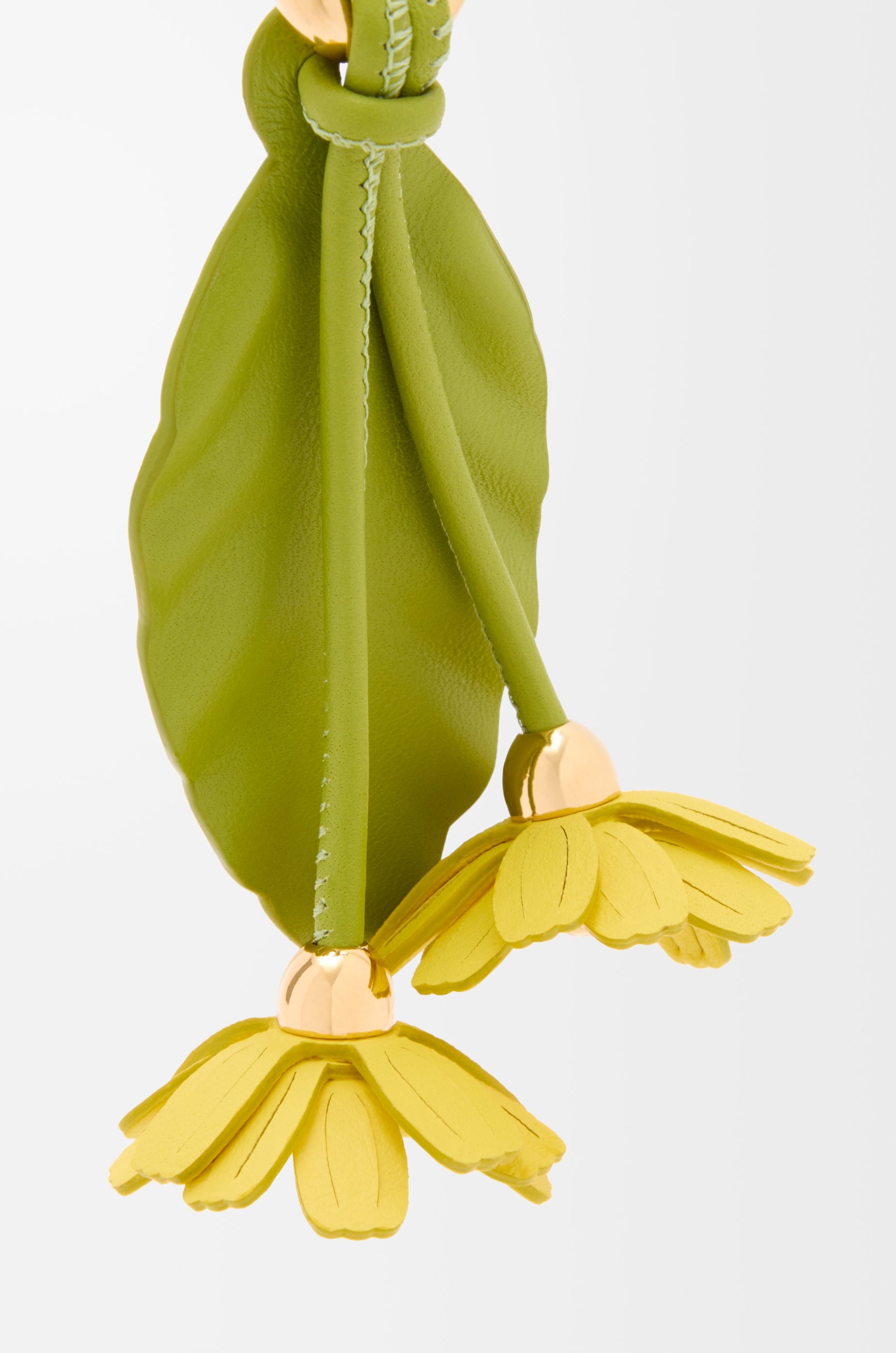 Chamomille flower charm in classic calfskin - 2