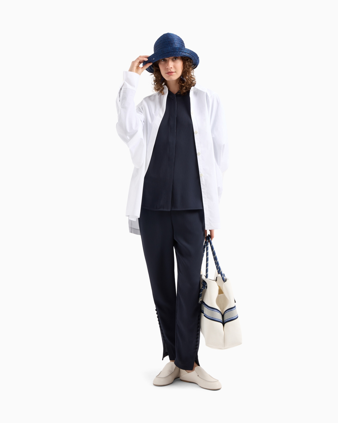OVERSIZED SHIRT WITH POPLIN FLAP ON THE BACK - 2