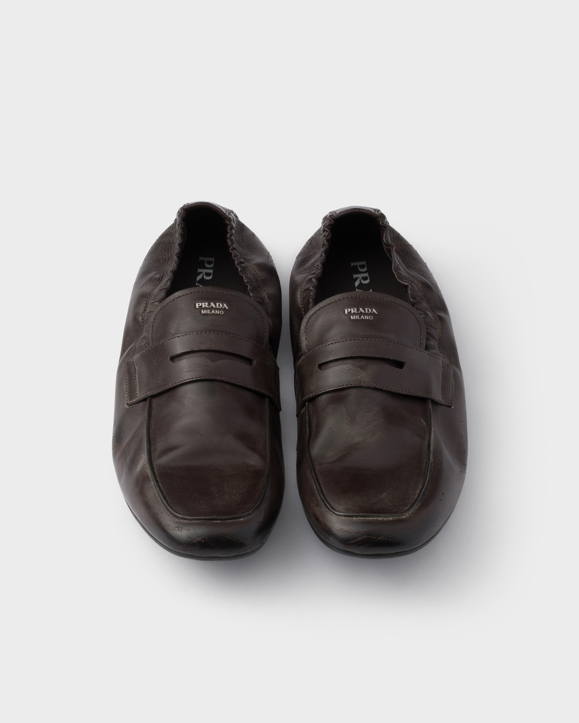 Shuffle antiqued leather loafers - 4