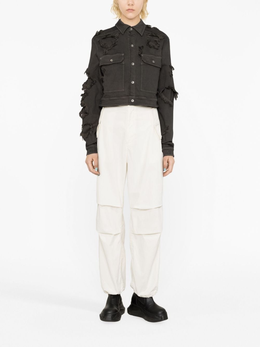 distressed-effect cropped denim jacket - 2