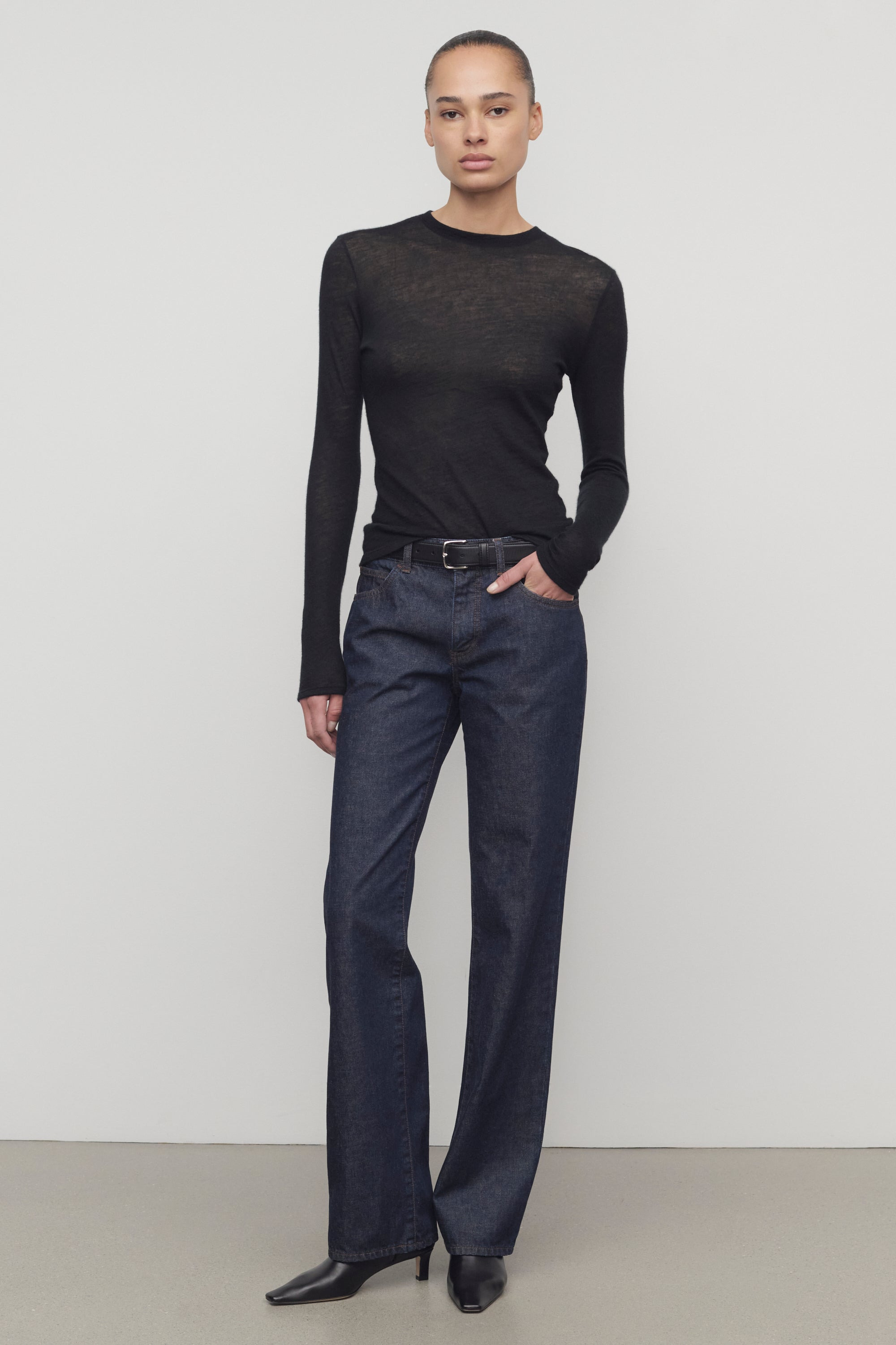 Carlyl Jean in Cotton - 3