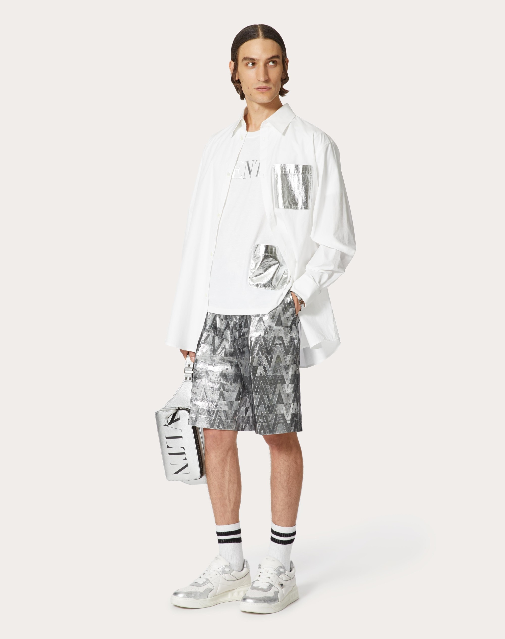 T-SHIRT WITH METALLIC SILVER POCKET AND VALENTINO EMBOSSED - 2