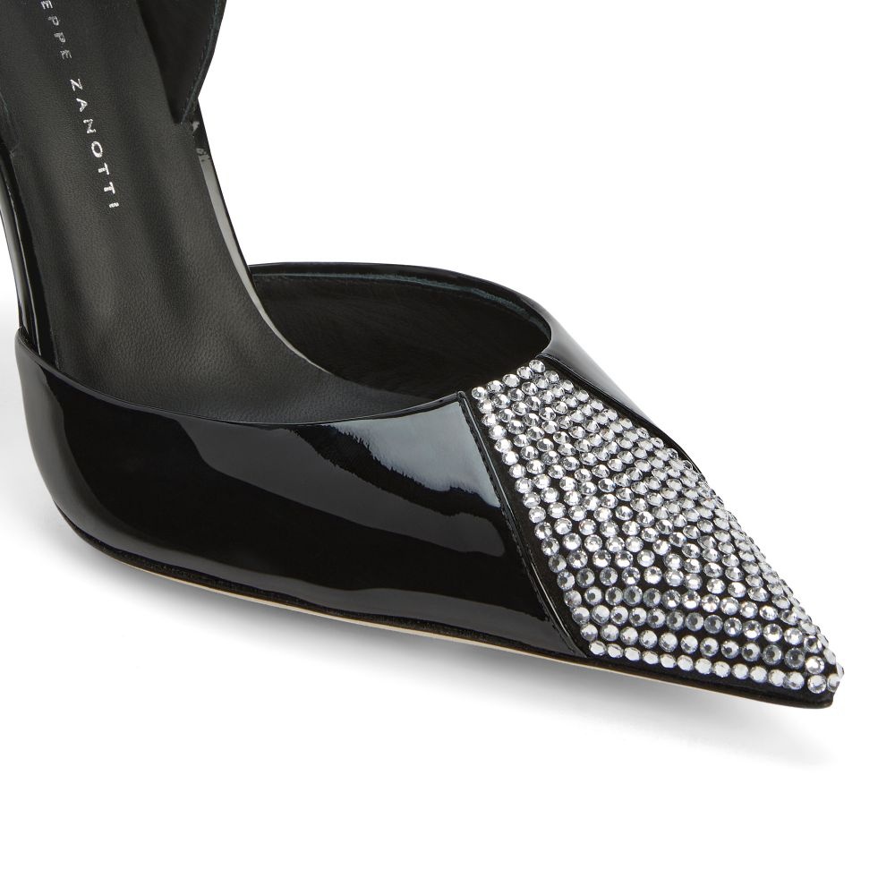 Henriette Strass - 5