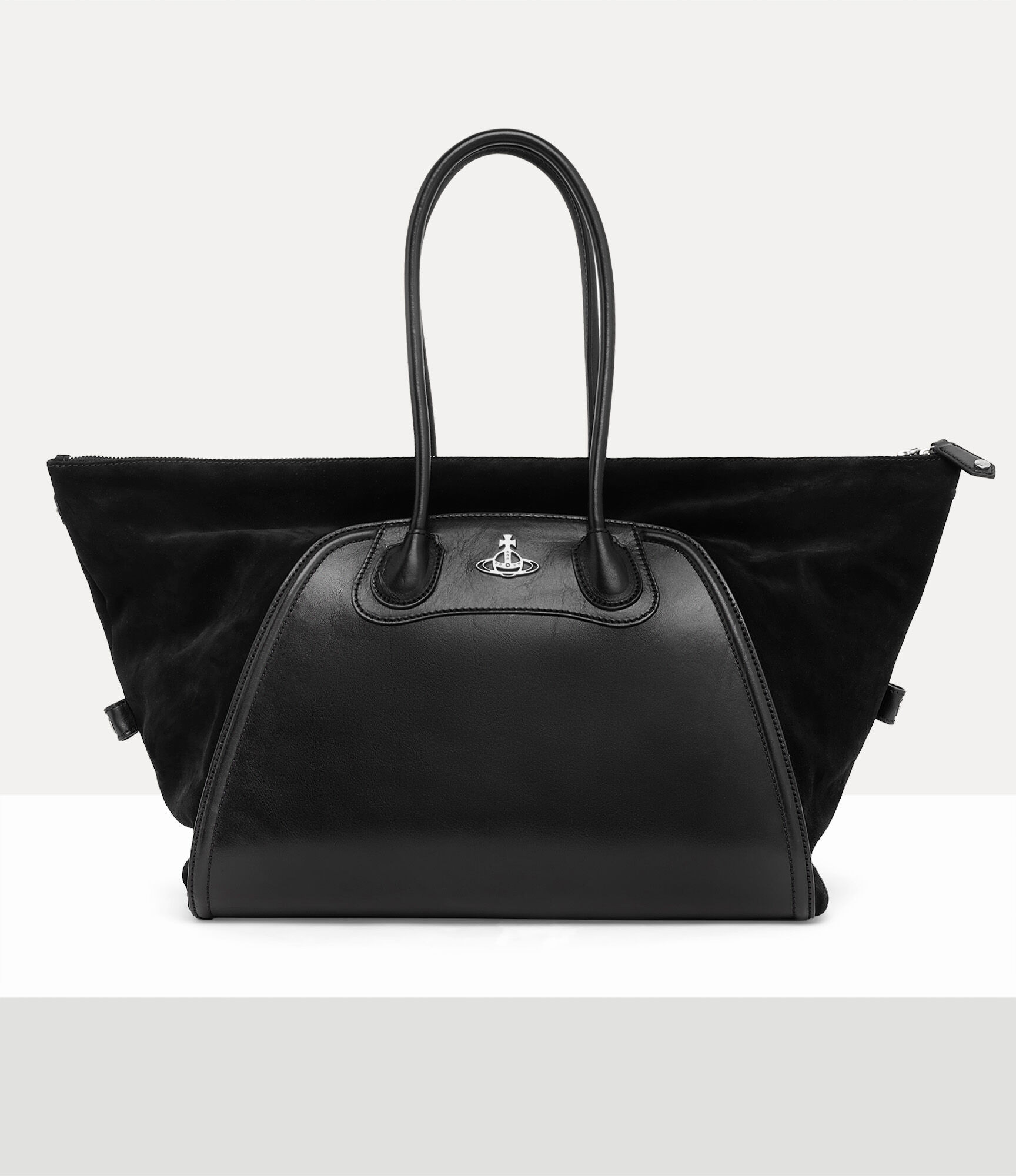 SHIRLEY HOLDALL - 5