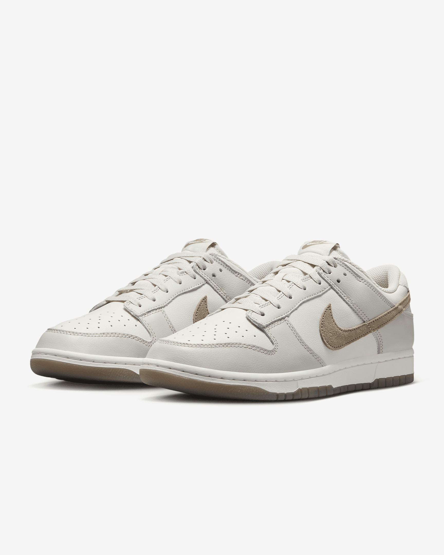 Nike Men's Dunk Low Retro SE Shoes - 6