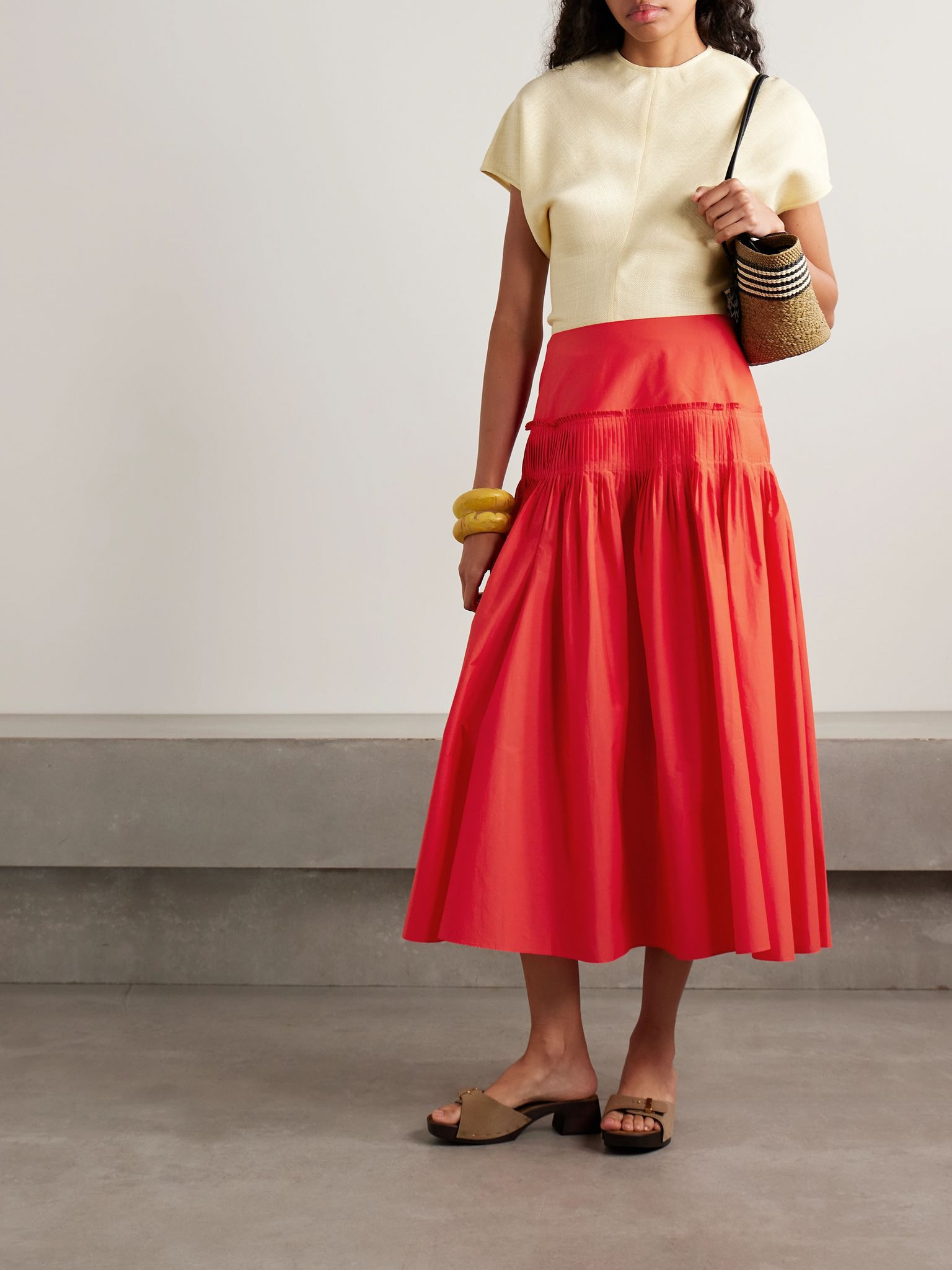 Pintucked pleated cotton-blend poplin midi skirt Red - 2