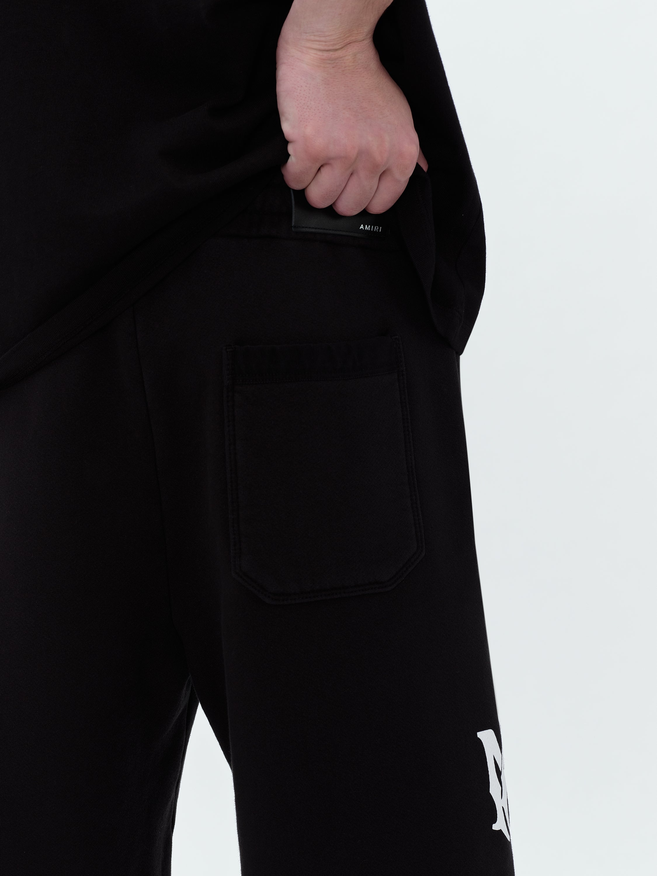 OVERSIZED 22 FOOTBALL SHORT - 8