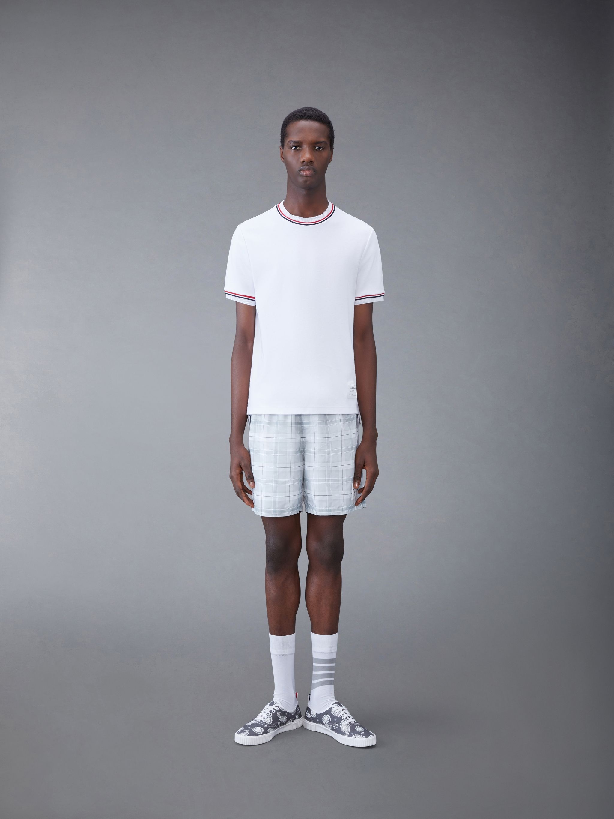 【THOM BROWNE】Cotton Milano Stripe Short Sleeve T-Shirt Thom Browne Short Sleeve Tee With 4 Bar Stripe In Milano