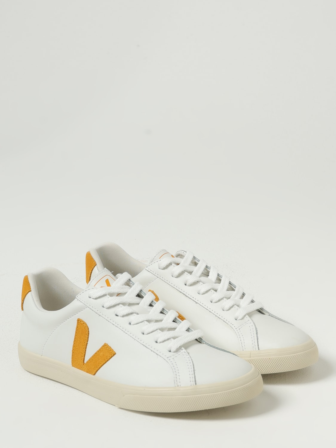 Sneakers woman Veja - 2