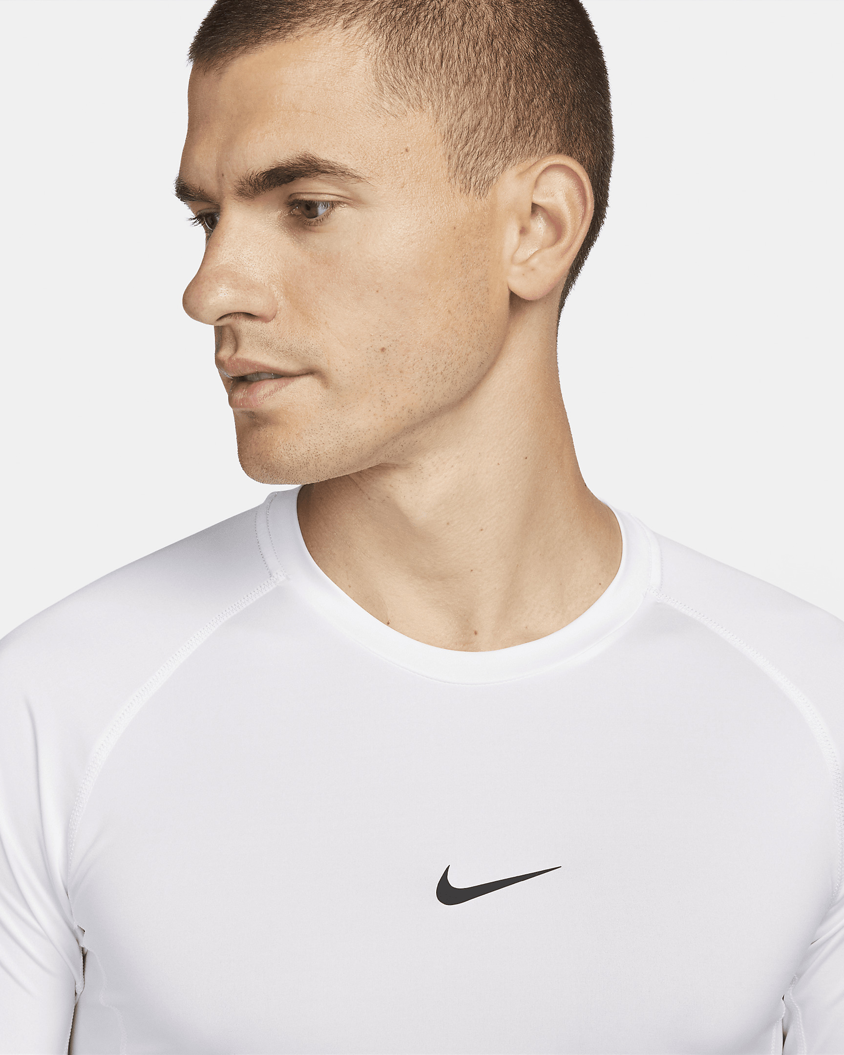 Nike Pro Men's Dri-FIT Tight Long-Sleeve Fitness Top - 3