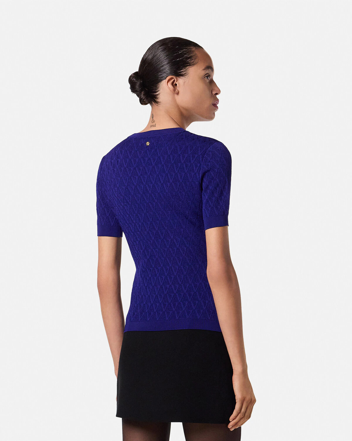 V Allover Jacquard Fitted Knit T-Shirt - 5