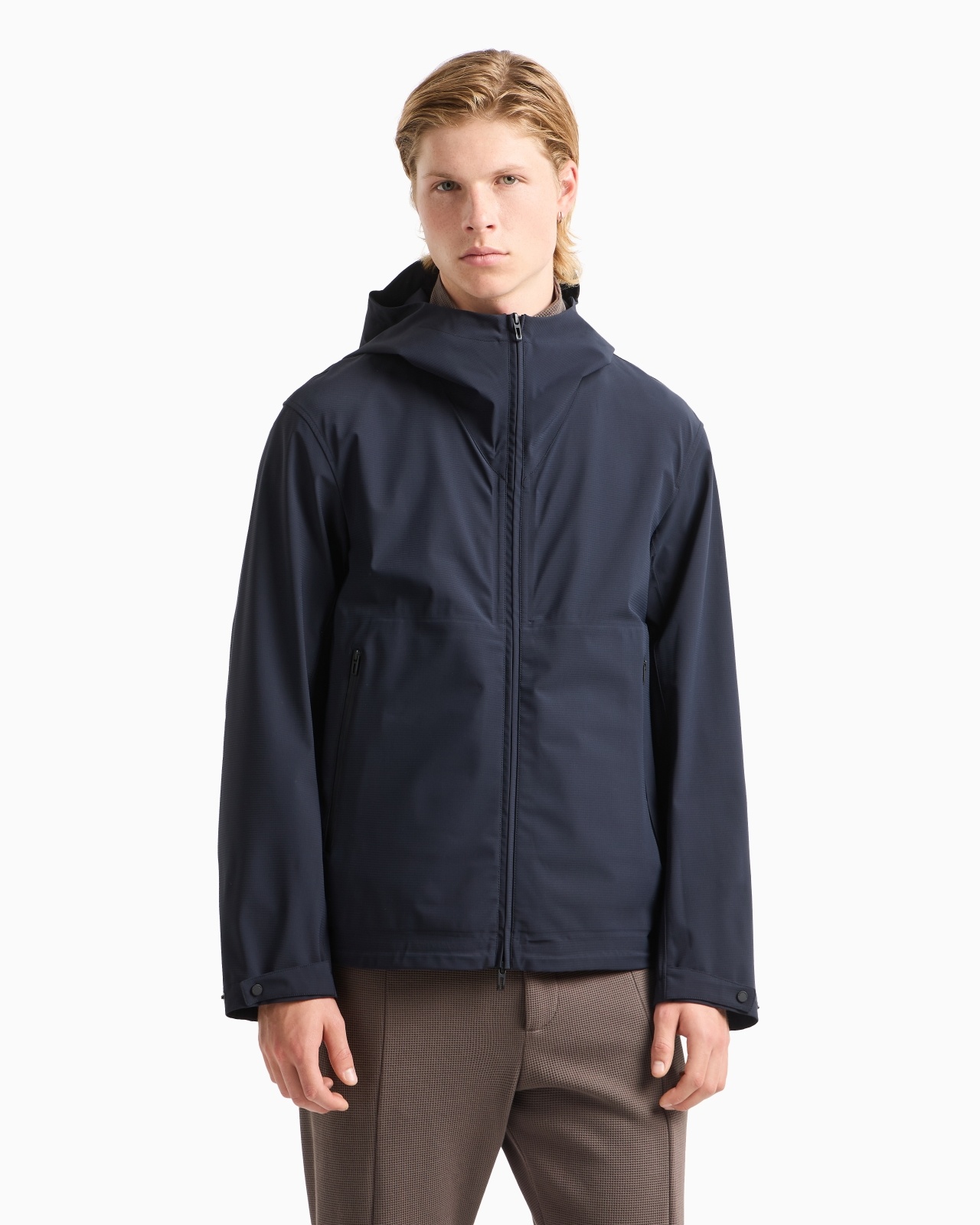 TRAVEL ESSENTIALS WATER-REPELLENT NYLON HOODED BLOUSON - 2