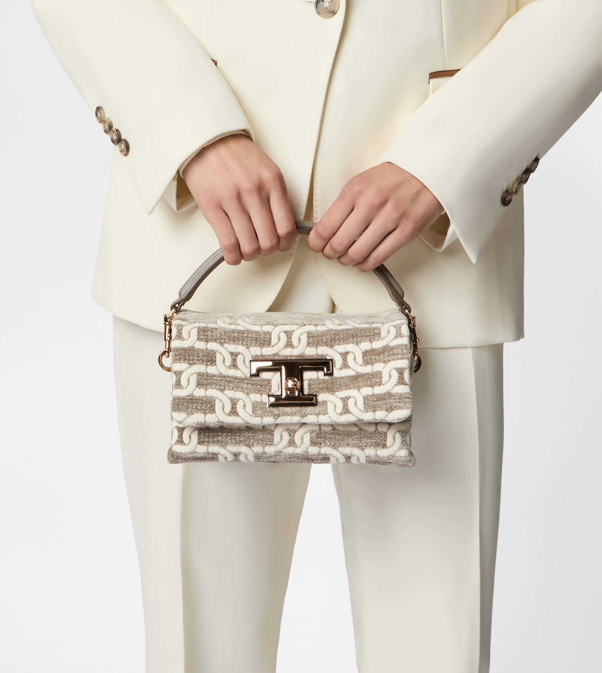 T TIMELESS FLAP BAG IN LEATHER MICRO - GREY, OFF WHITE - 2