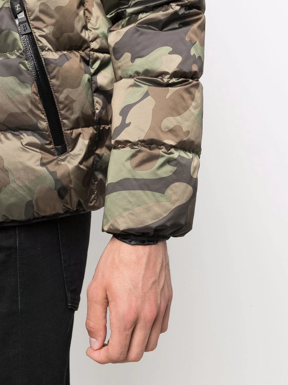 camouflage-print hooded padded jacket - 5