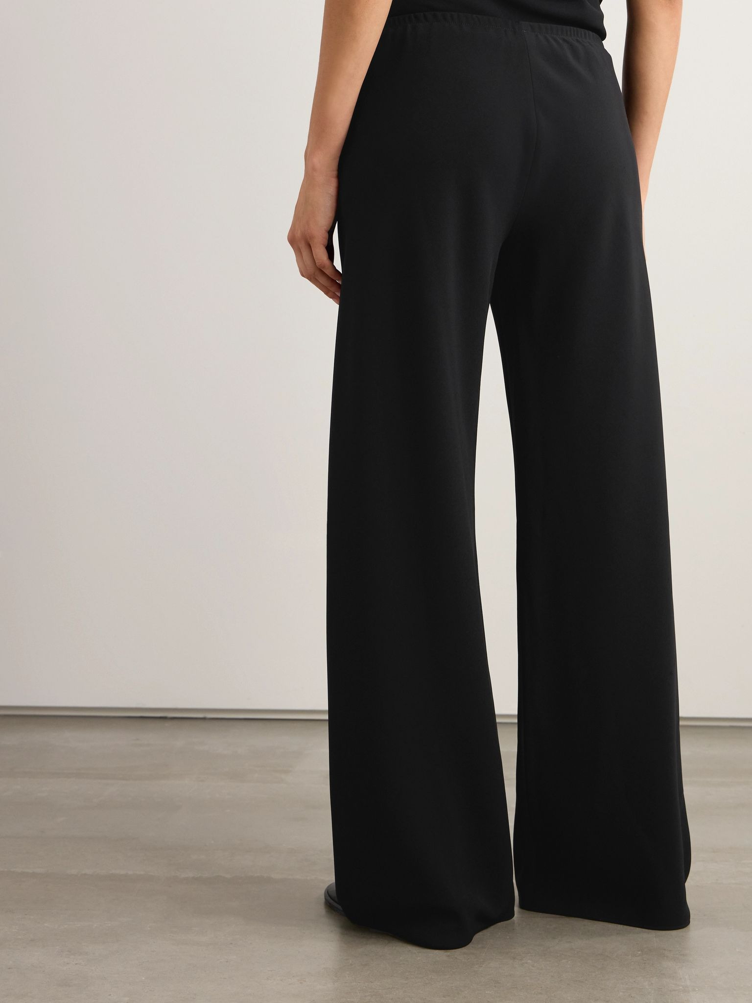 Essentials Gala crepe wide-leg pants Black - 3