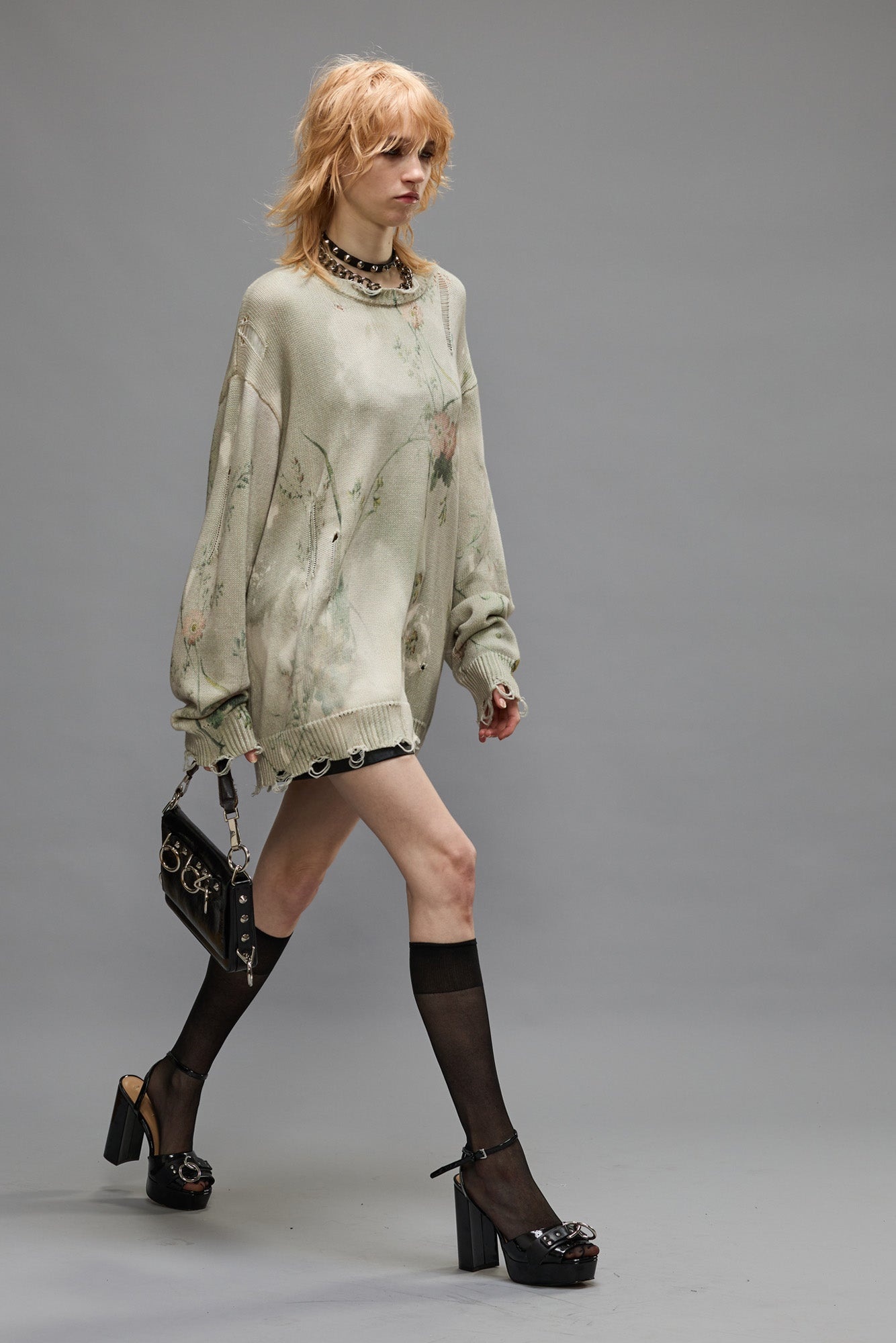 PRINTED BOYFRIEND SWEATER - BLEACHED CREAM FLORAL - 2