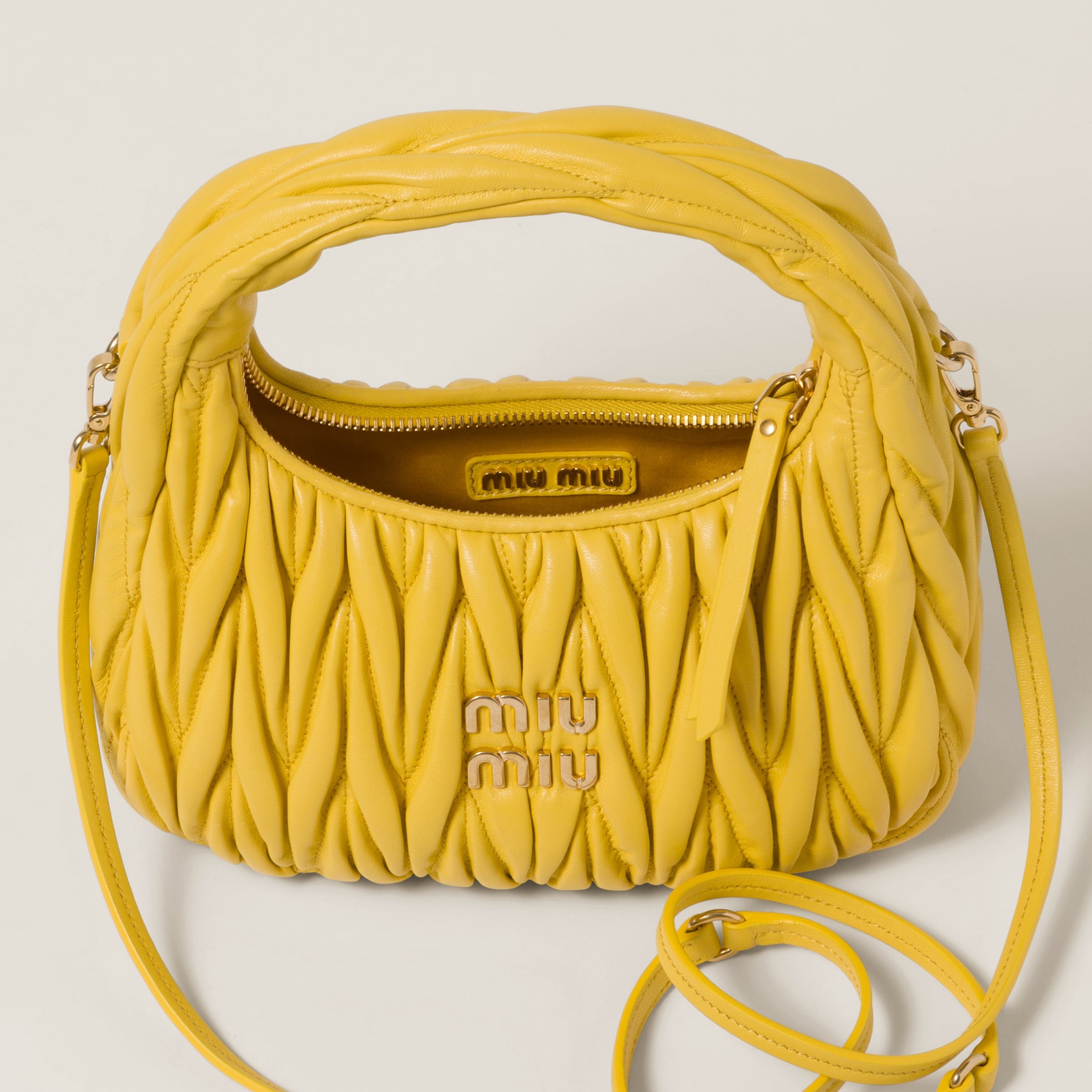 バッグ・カバンその他 MIU MIU Wander mini quillted nappa hobo bag Powder Pink Wander Matelassé Nappa Leather Hobo Mini-bag