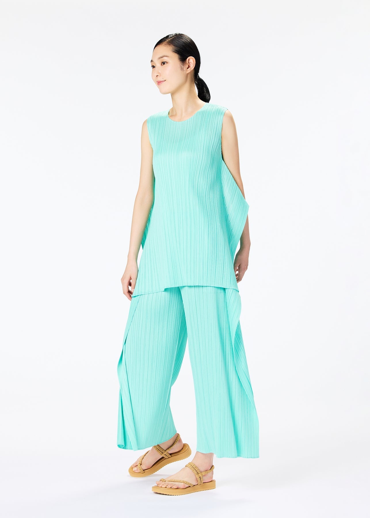 Pleats Please Issey Miyake MONTHLY COLORS : JUNE TOP