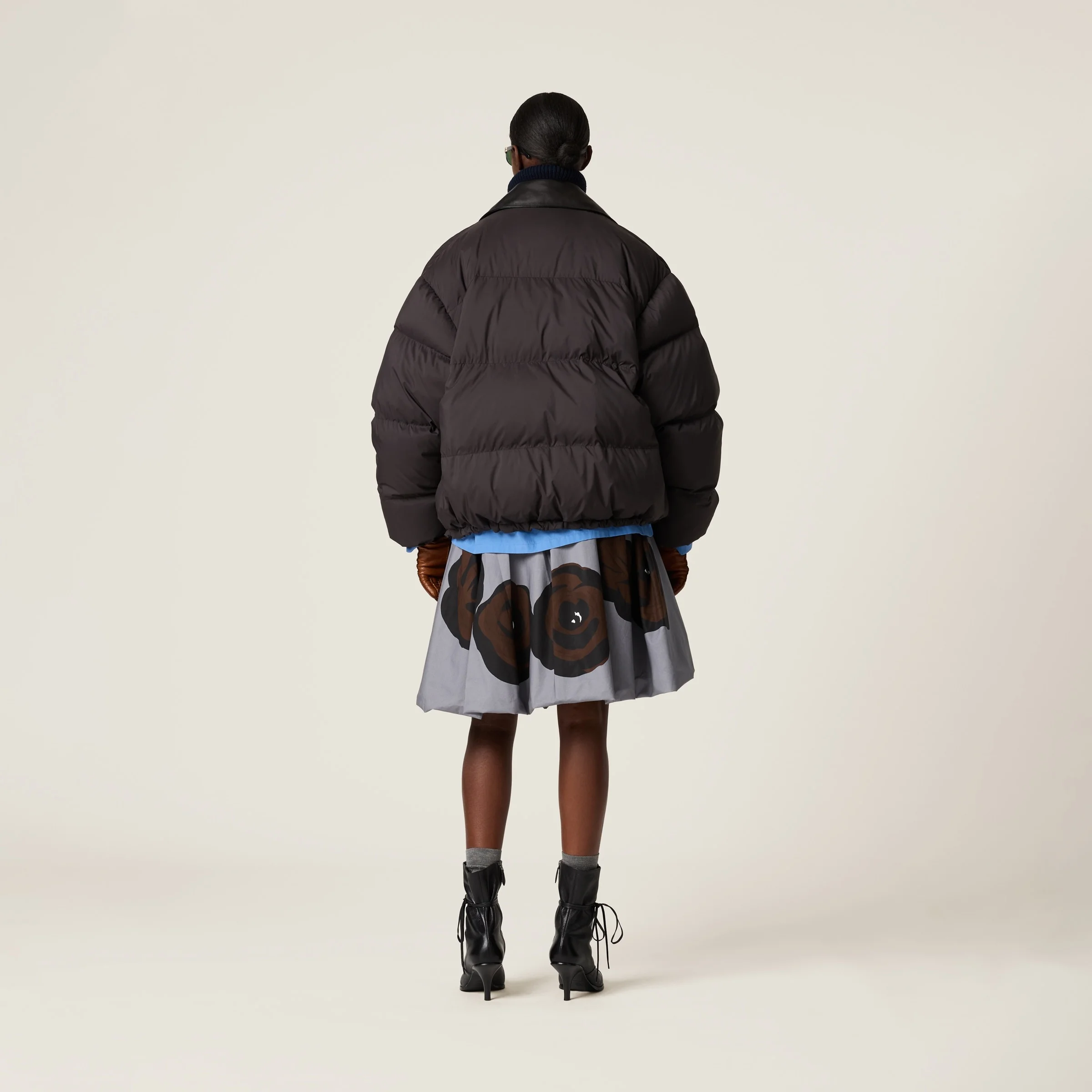 MIU MIU ブラック クロップドジャケット 38 Miu Miu クロップド ダウン