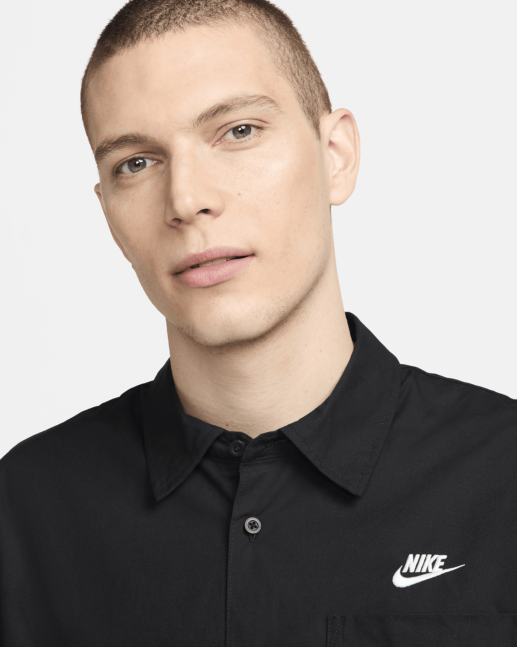 Nike Club Men's Short-Sleeve Oxford Button-Up Shirt - 3