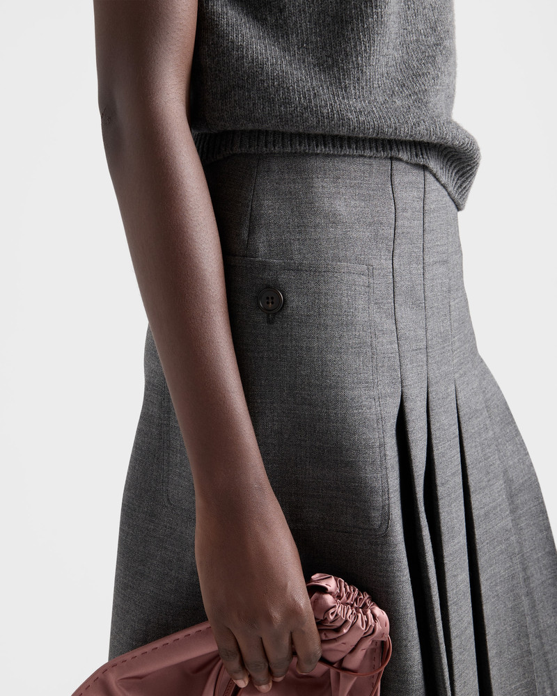Rush stitch pleated skirt 3