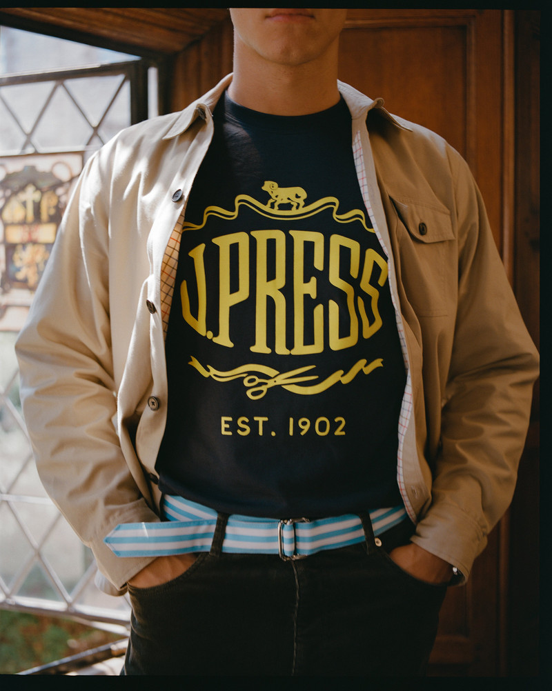 J. PRESS NAVY J. PRESS "SHEEP & SHEARS" LOGO T-SHIRT outlook