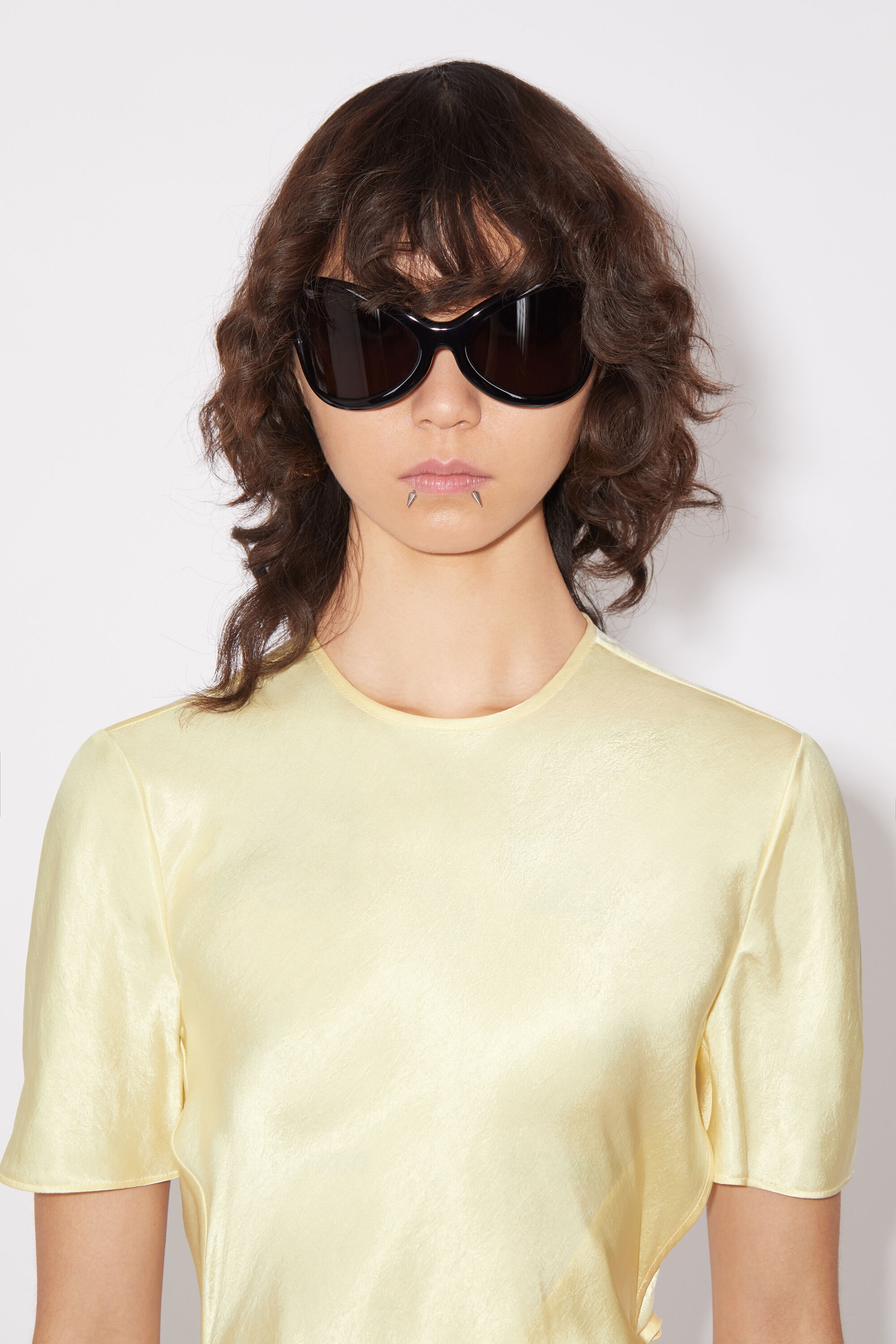 Satin wrap dress - Pastel yellow - 6