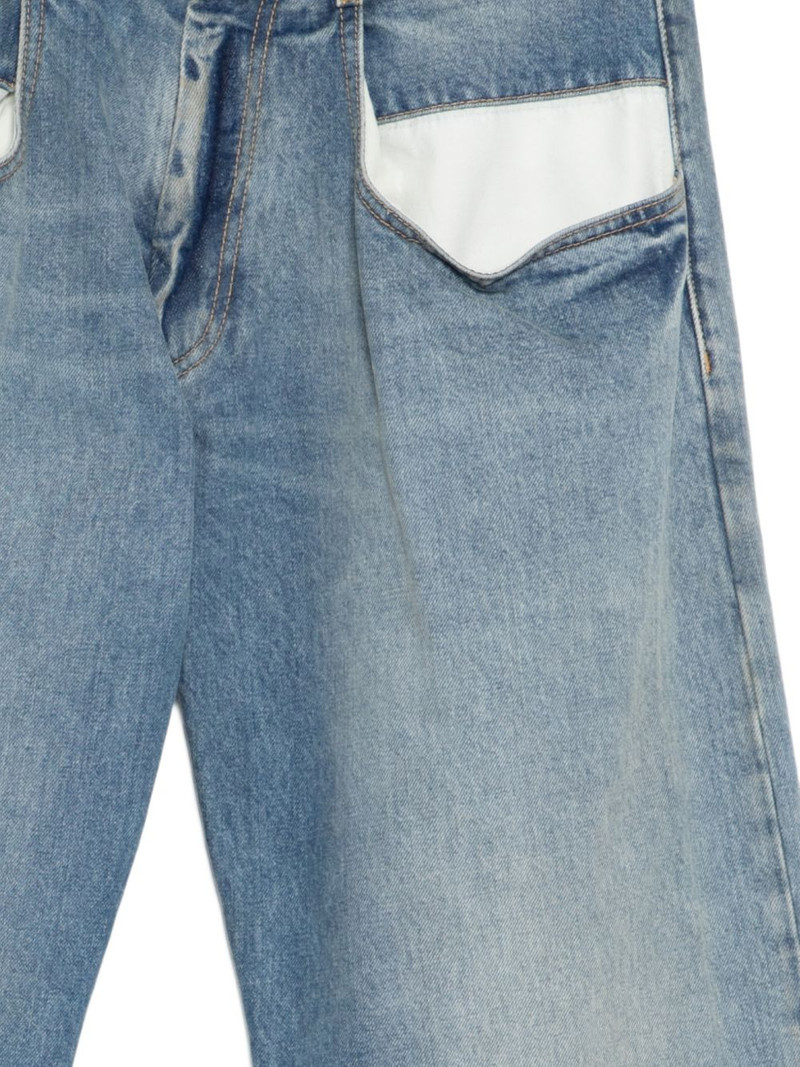 straight-leg jeans 3
