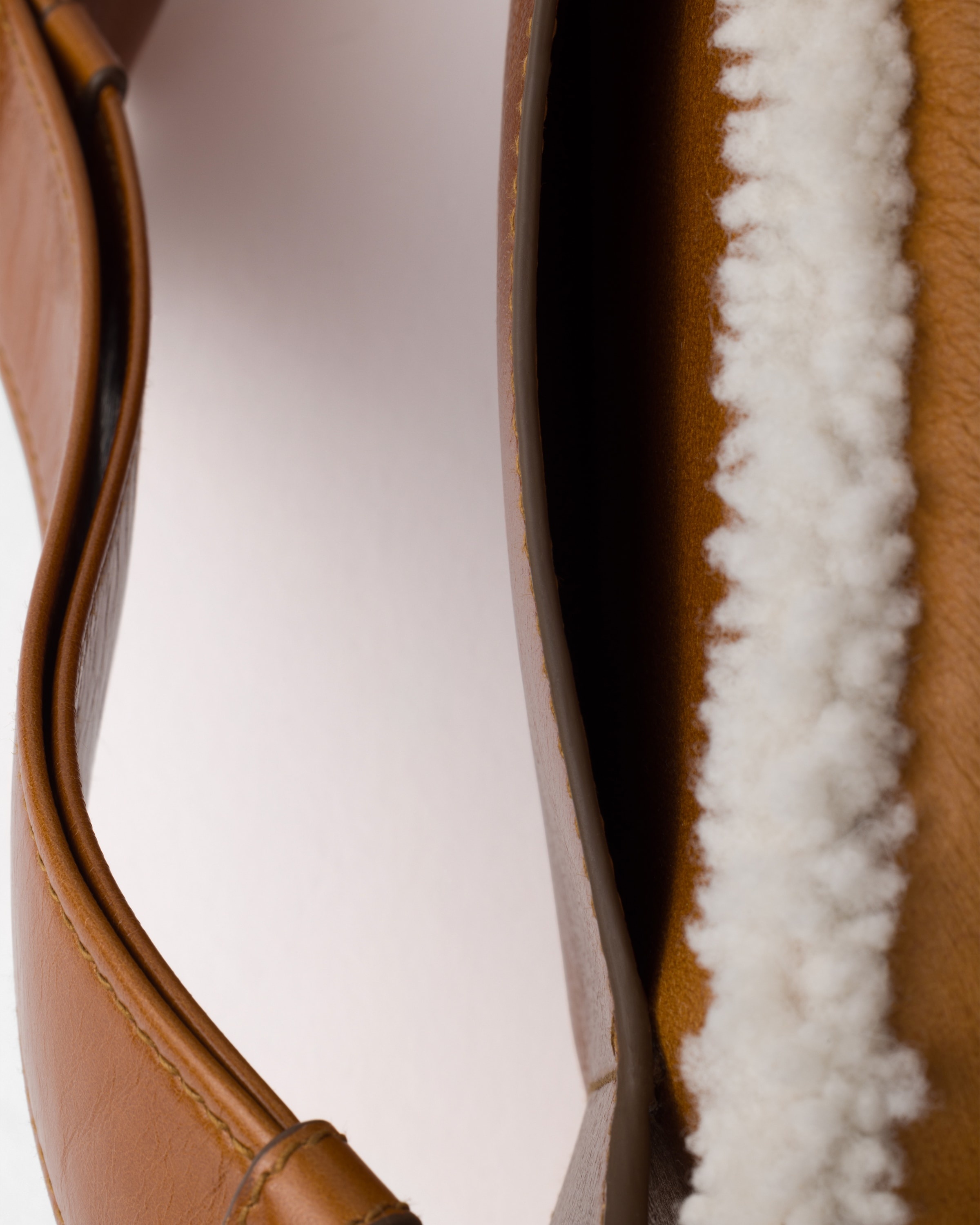 Shearling shoulder bag - 6