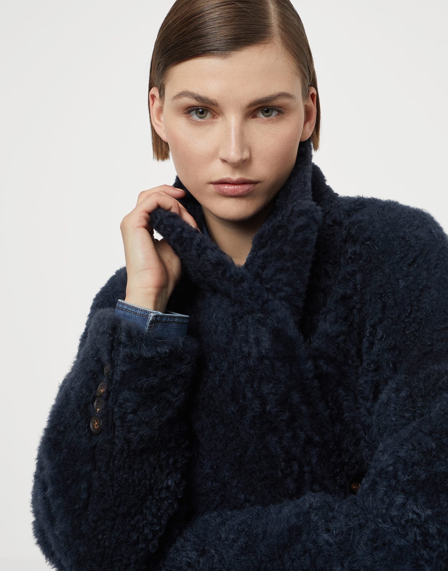 Frosty-effect shearling coat with monili - 3