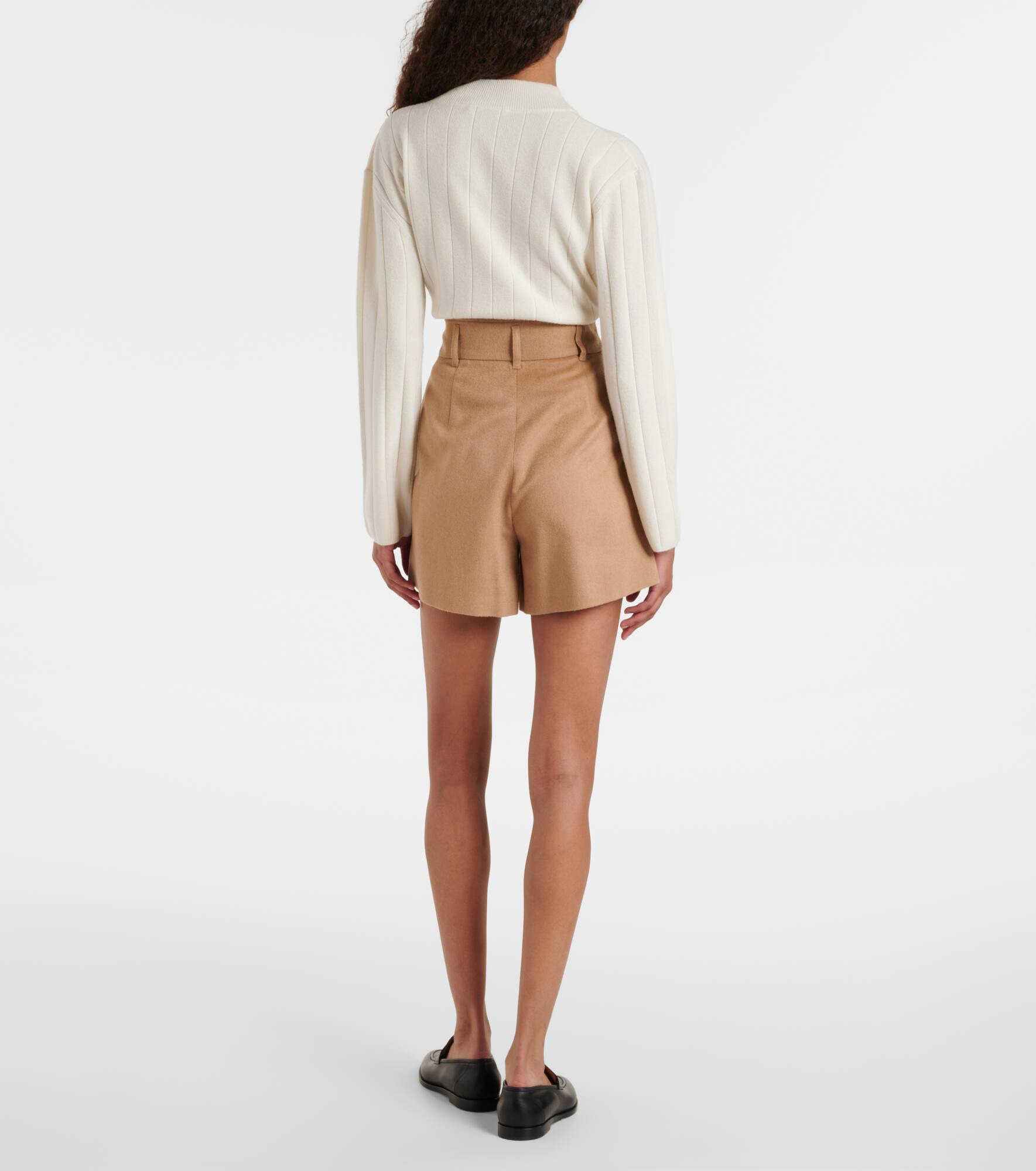 Lola camel hair shorts - 3
